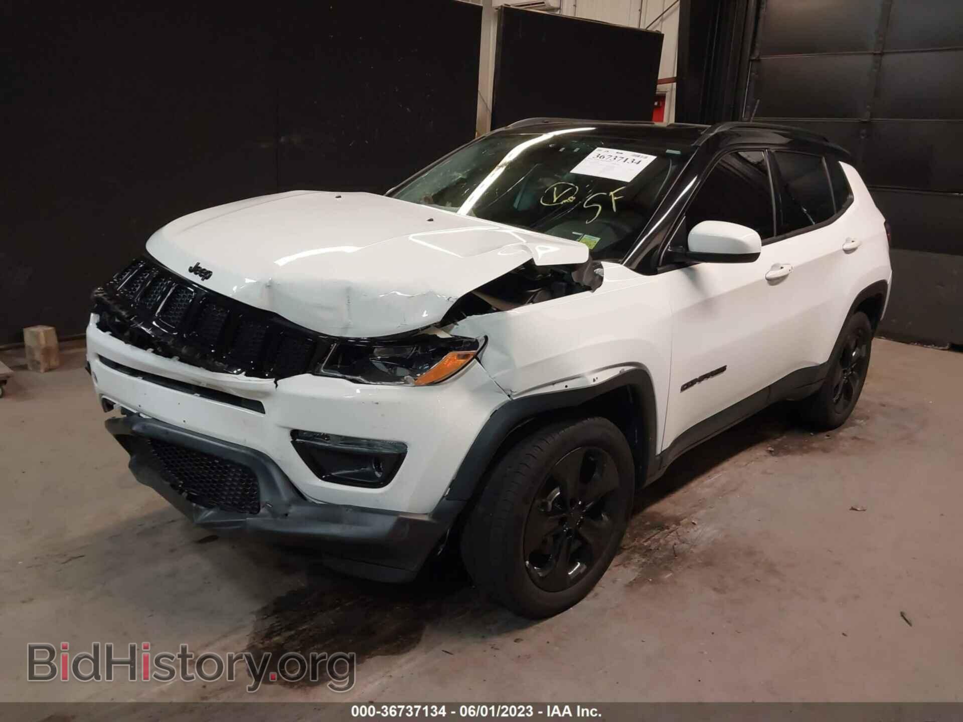 2018 JEEP COMPASS - VIN: 3C4NJDBB4JT396057 - Фото 2