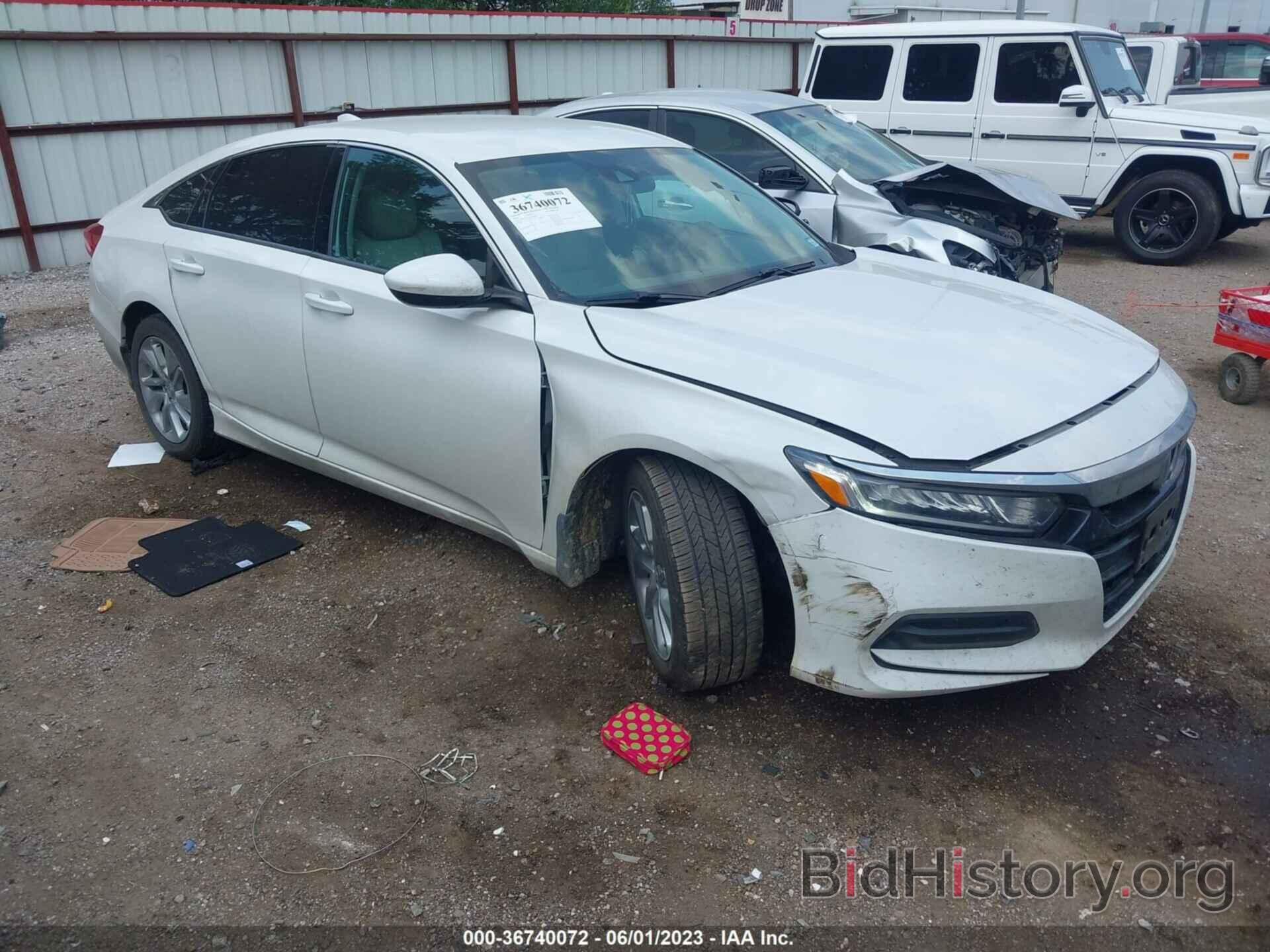 Photo 1HGCV1F1XLA070402 - HONDA ACCORD SEDAN 2020