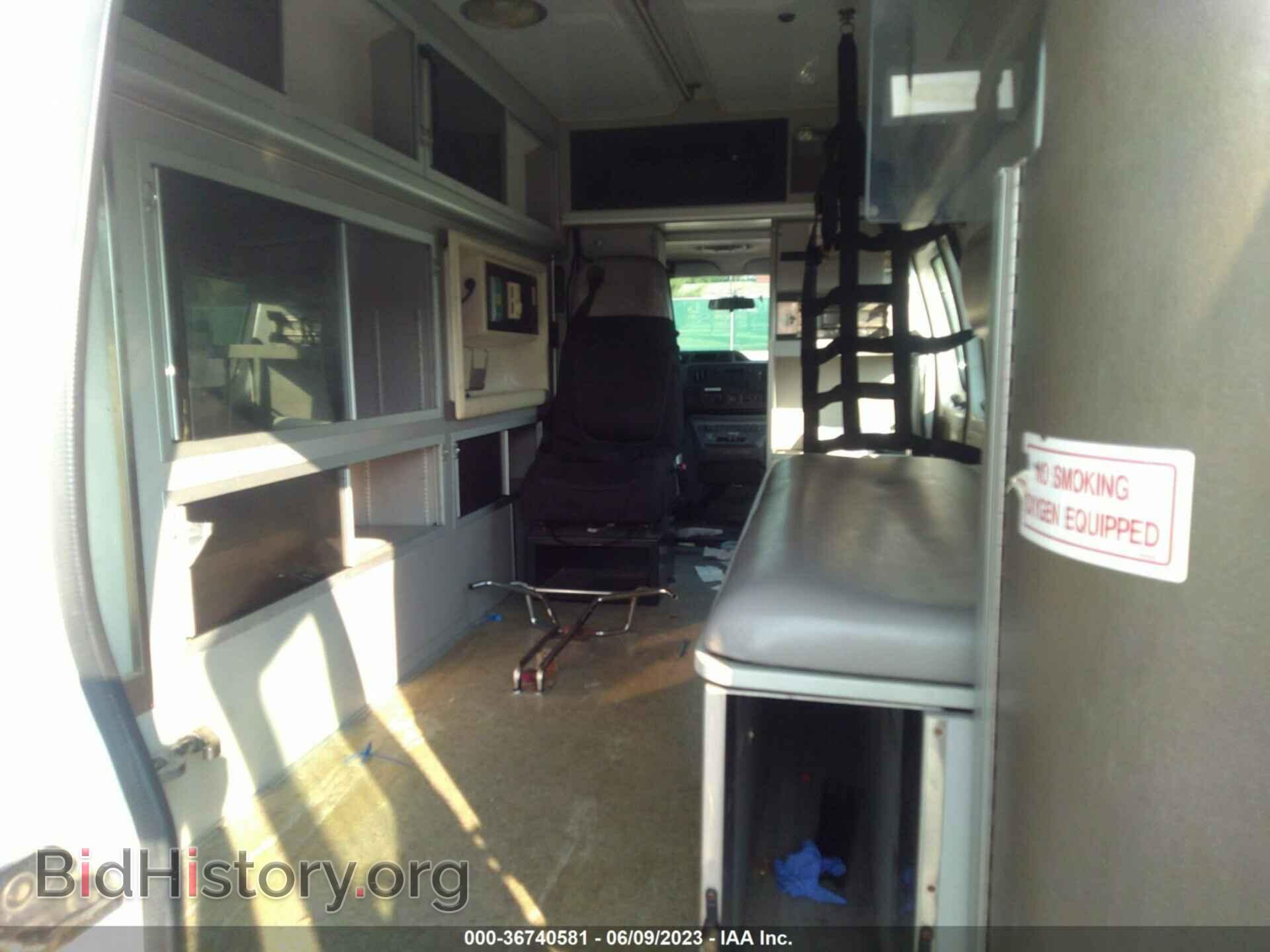 2009 FORD ECONOLINE CARGO VAN - VIN: 1FDSS34P99DA67290 - Photo 8