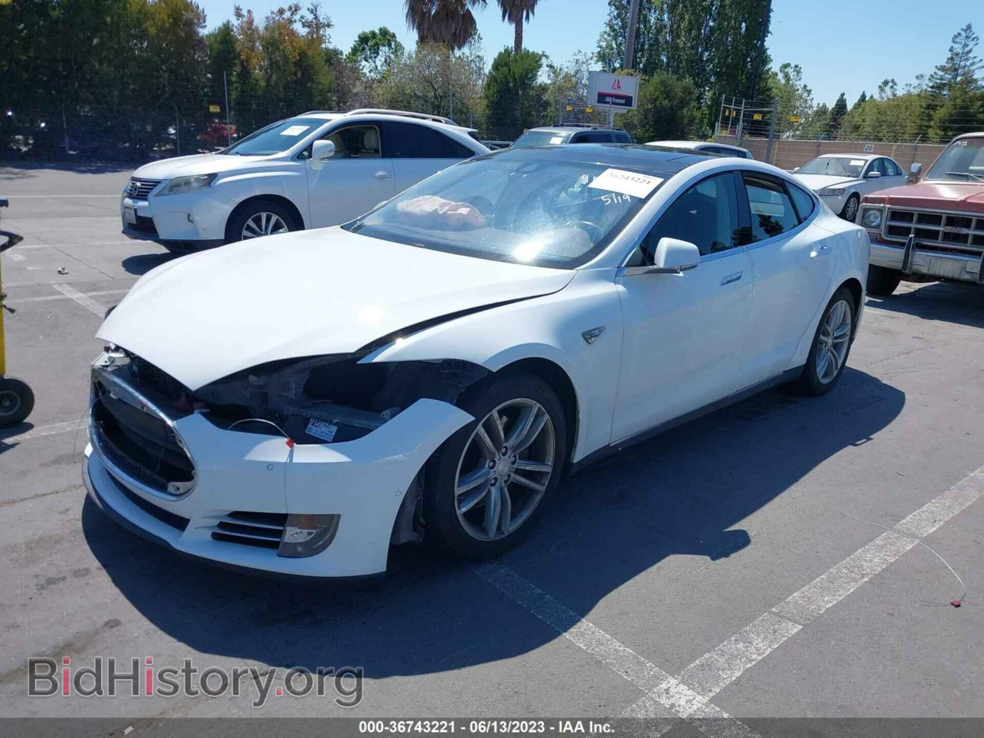 2015 TESLA MODEL S - VIN: 5YJSA1H19FFP77683 - Фото 2