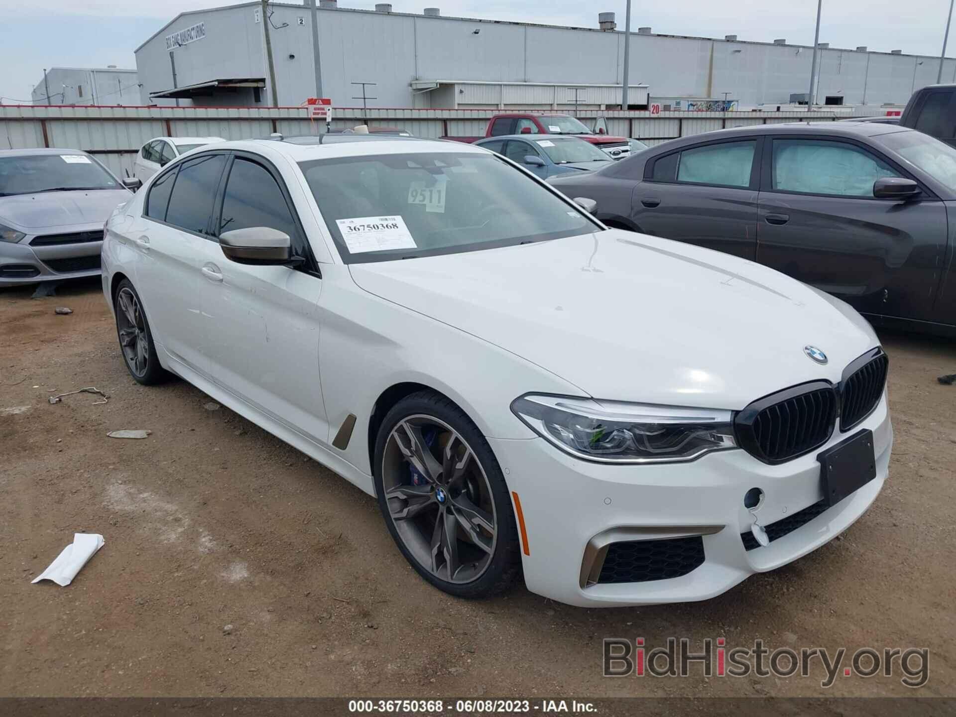 Photo WBAJB9C51KB464610 - BMW 5 SERIES 2019