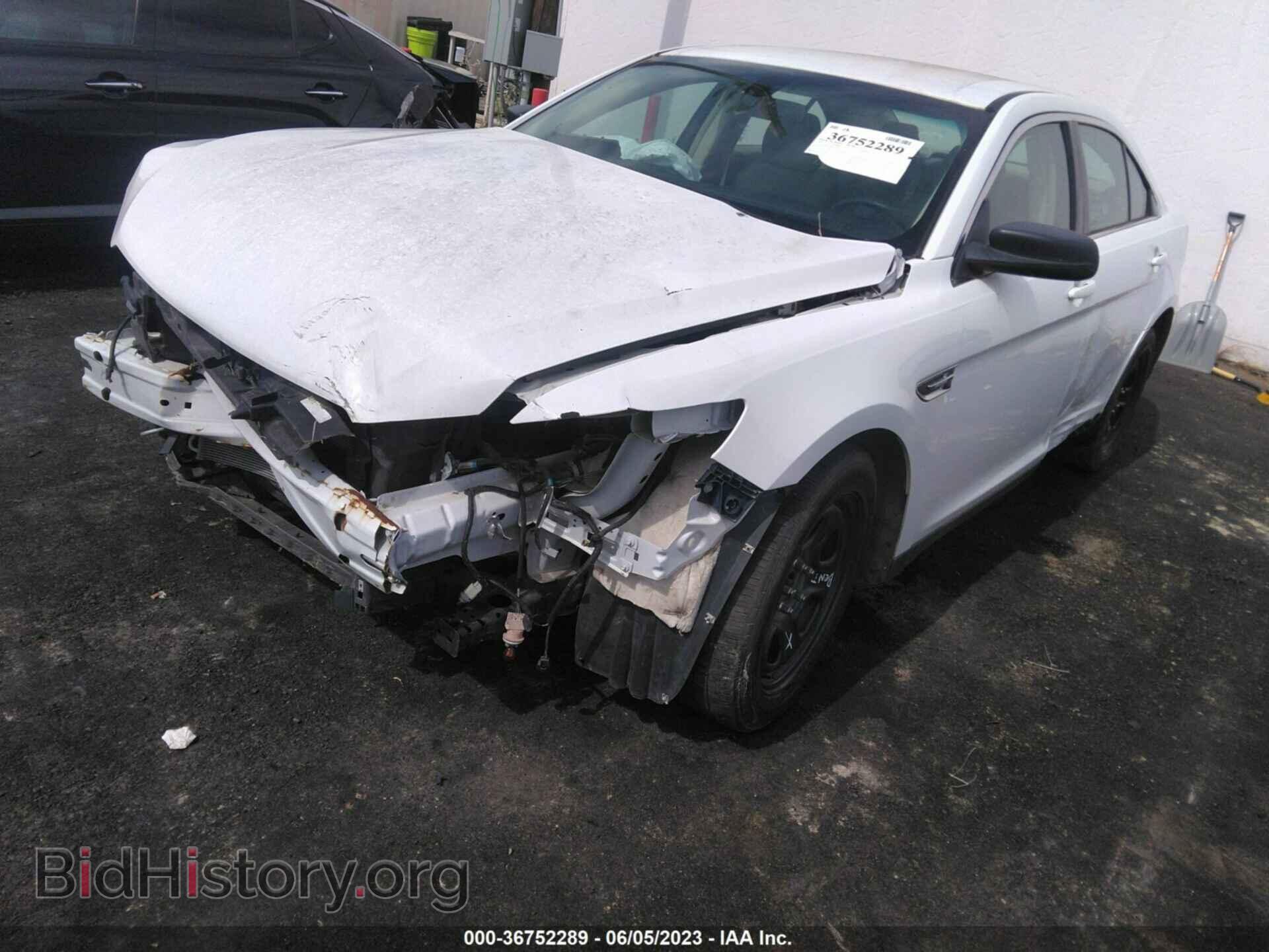 2017 FORD TAURUS - VIN: 1FAHP2D80HG132453 - Фото 2
