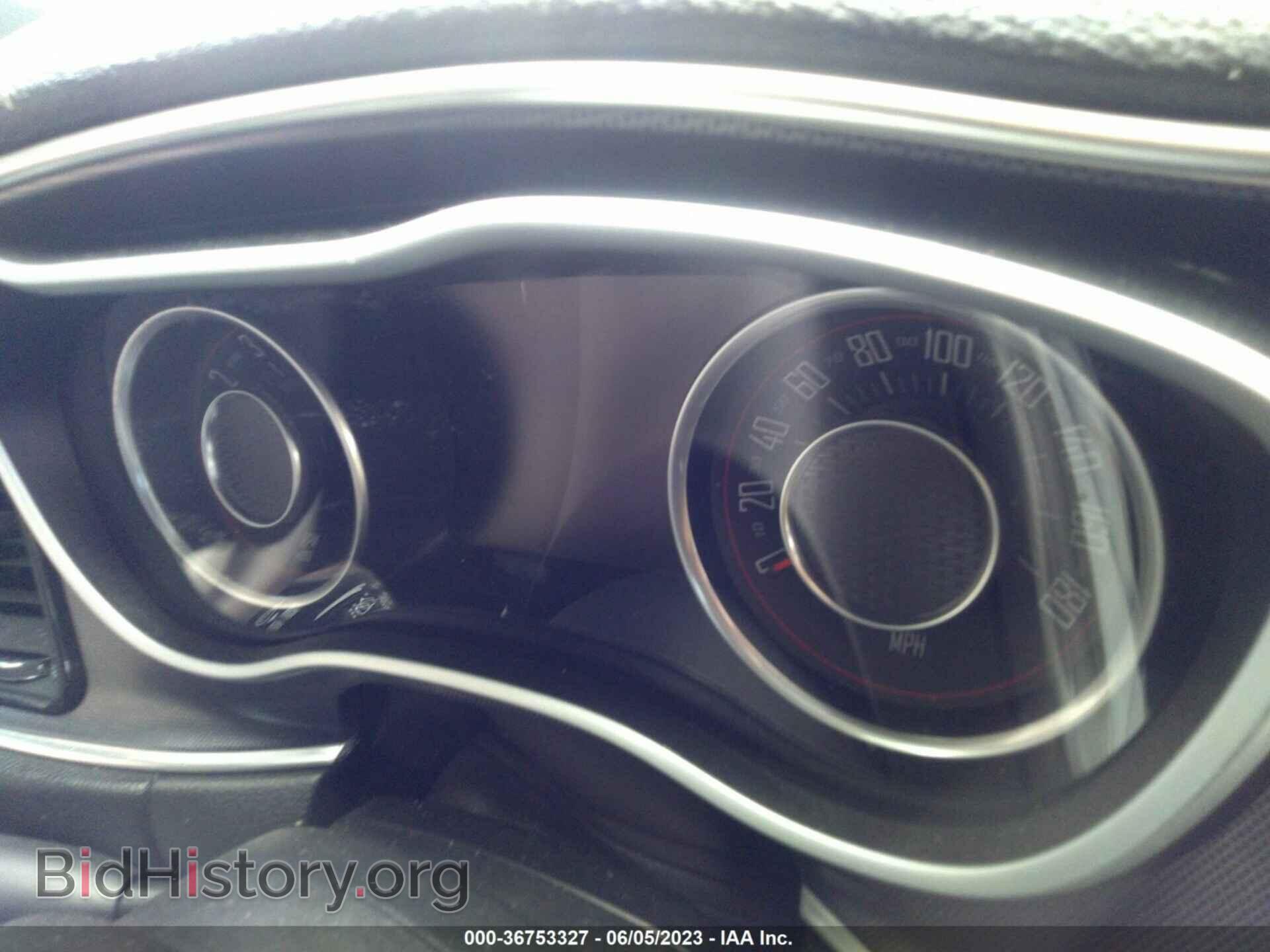 2015 DODGE CHALLENGER - VIN: 2C3CDZFJ4FH747437 - Фото 7