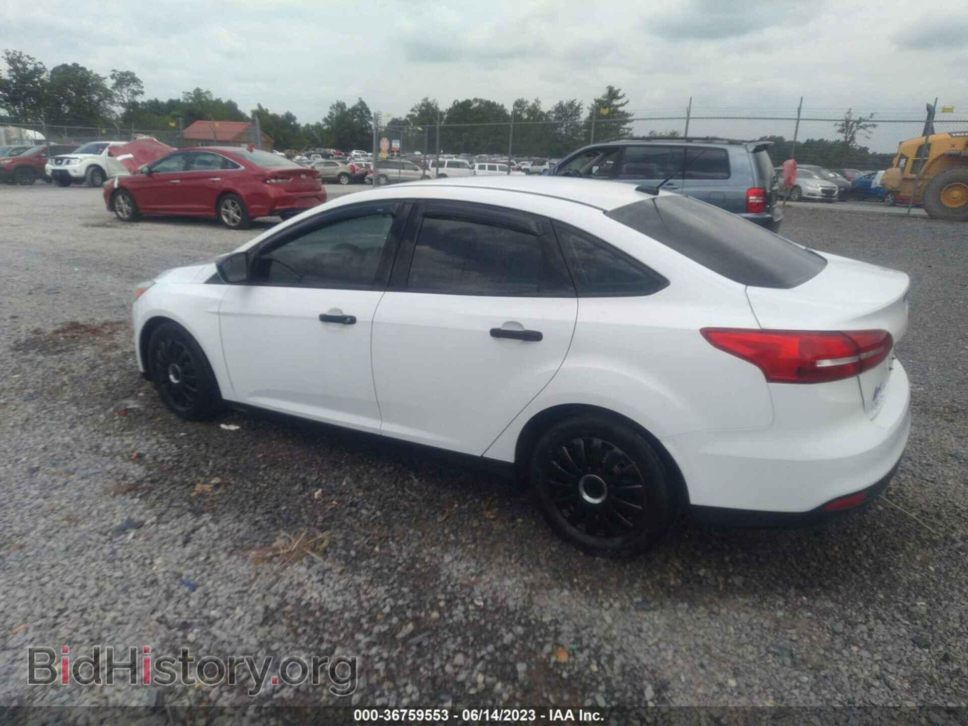 2017 FORD FOCUS - VIN: 1FADP3E2XHL295181 - Photo 3