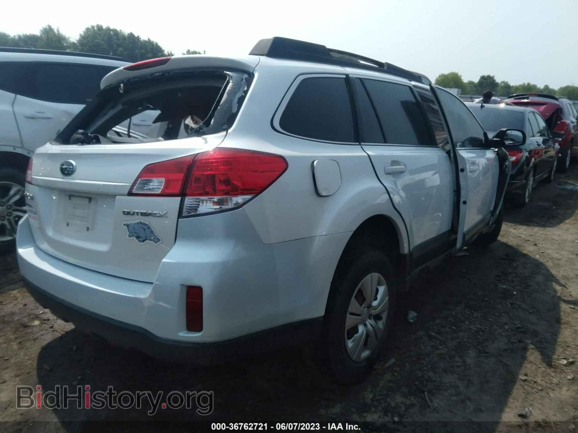 2011 SUBARU OUTBACK - VIN: 4S4BRCAC1B3386126 - Фото 4