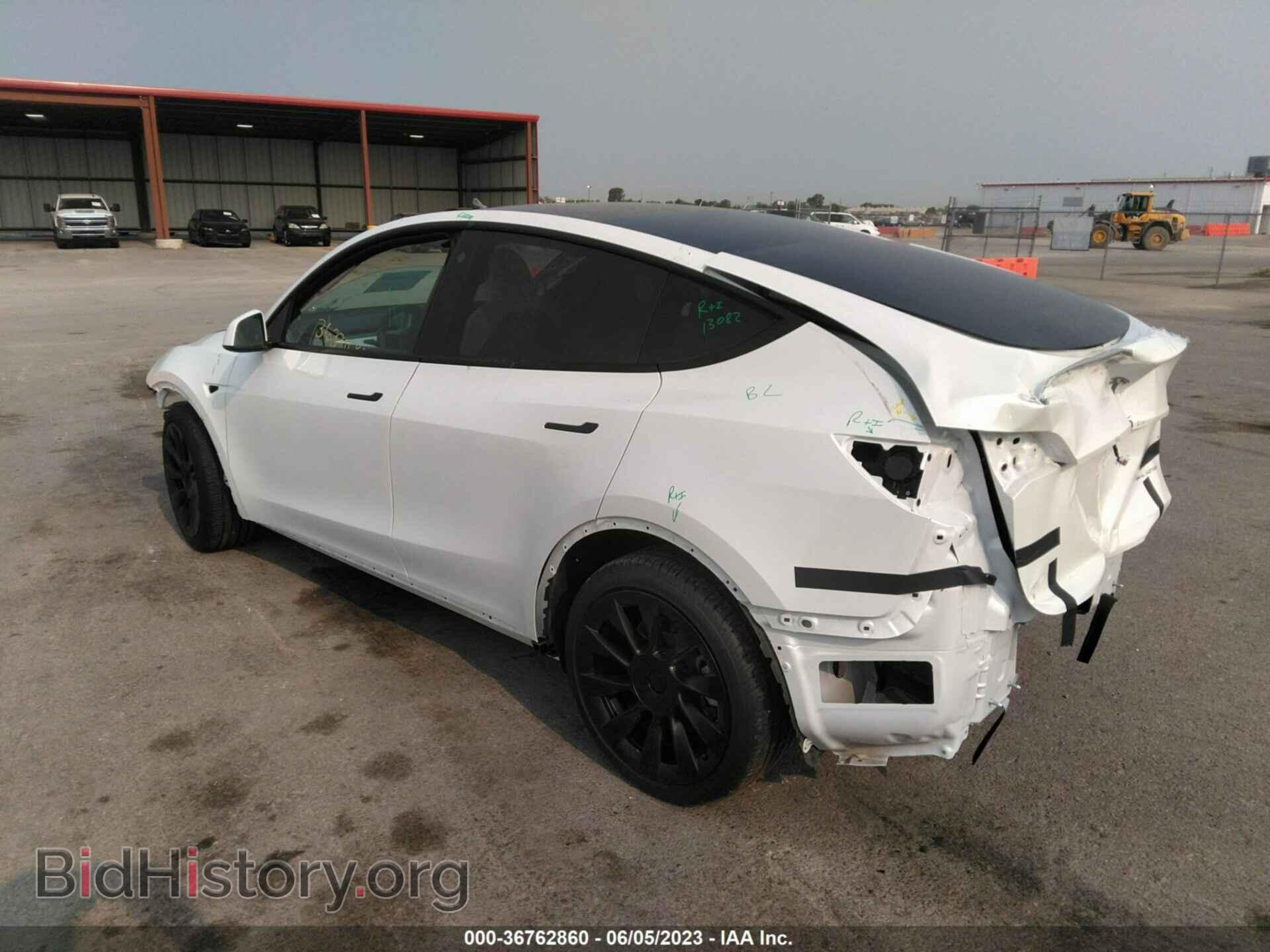 2023 TESLA MODEL Y - VIN: 7SAYGDEE2PF615366 - Фото 3