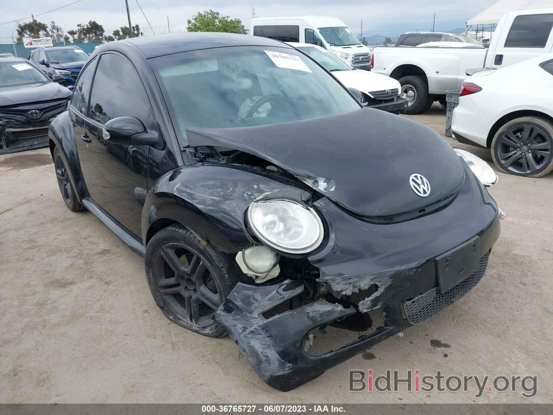 Photo 3VWPG3AG4AM010825 - VOLKSWAGEN NEW BEETLE COUPE 2010