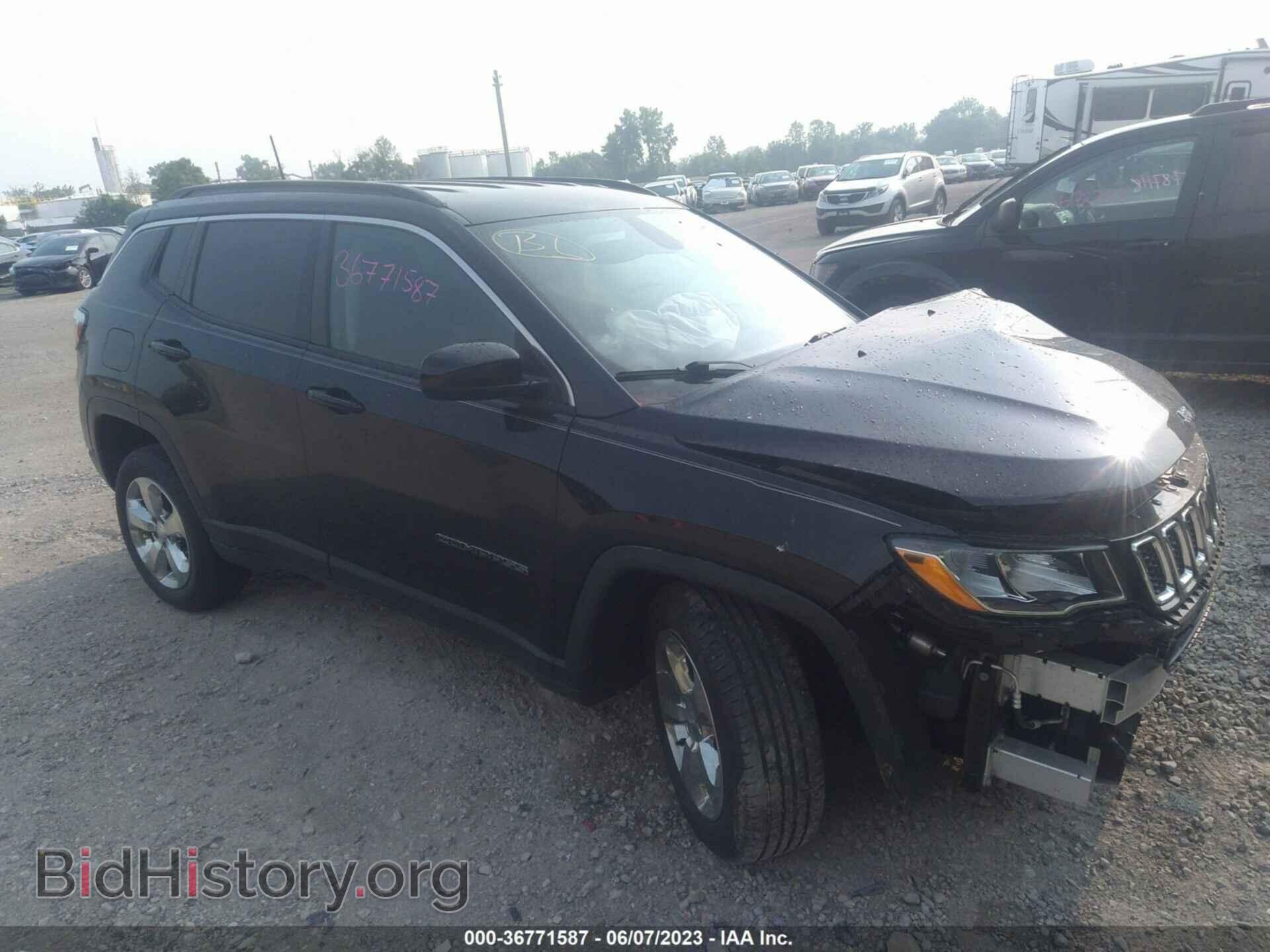 Фотография 3C4NJDBB7JT282926 - JEEP COMPASS 2018