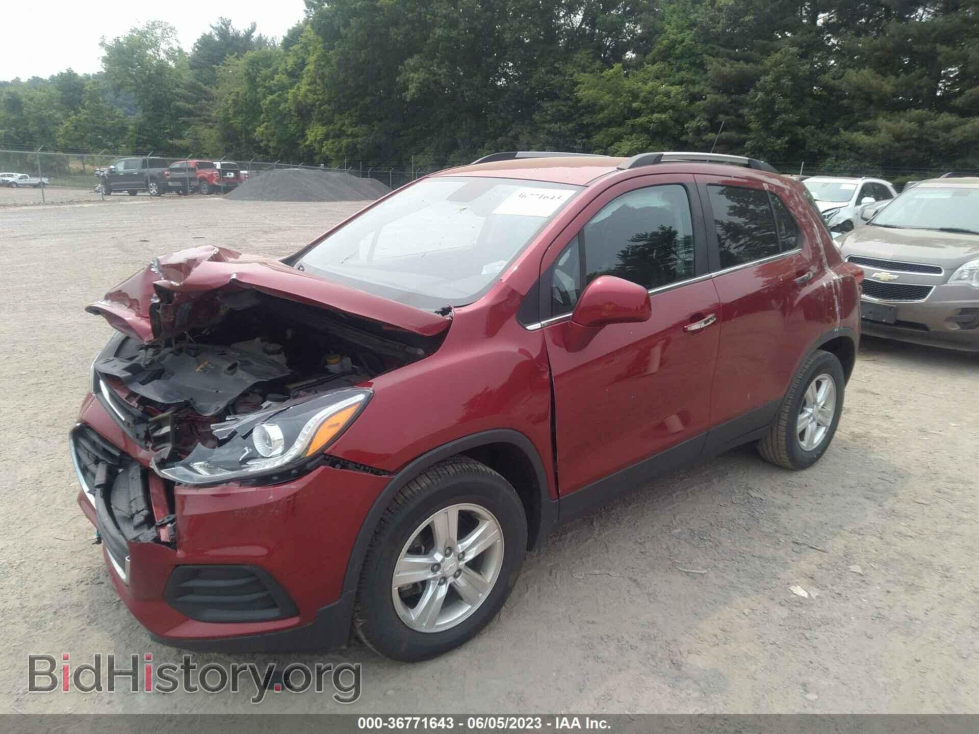 2019 CHEVROLET TRAX - VIN: 3GNCJLSB4KL219714 - Фото 2