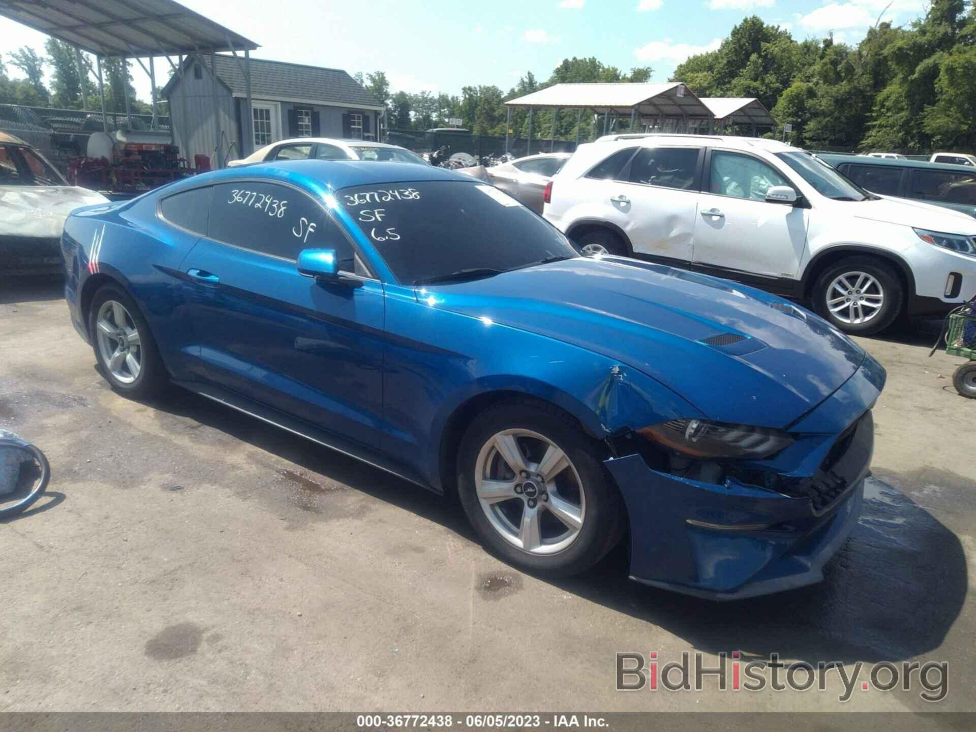 Photo 1FA6P8TH8J5175001 - FORD MUSTANG 2018