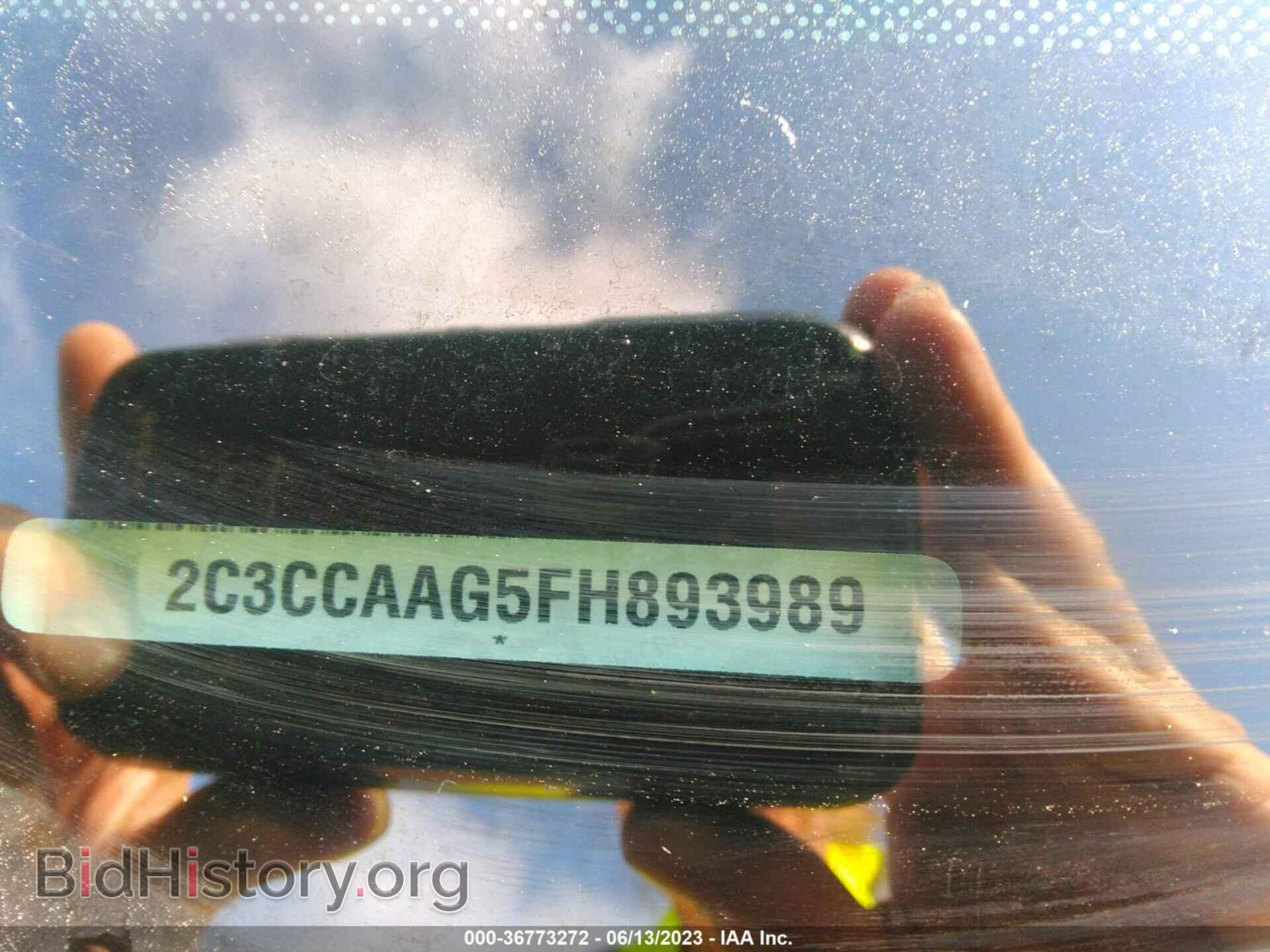 2015 CHRYSLER 300 - VIN: 2C3CCAAG5FH893989 - Фото 9