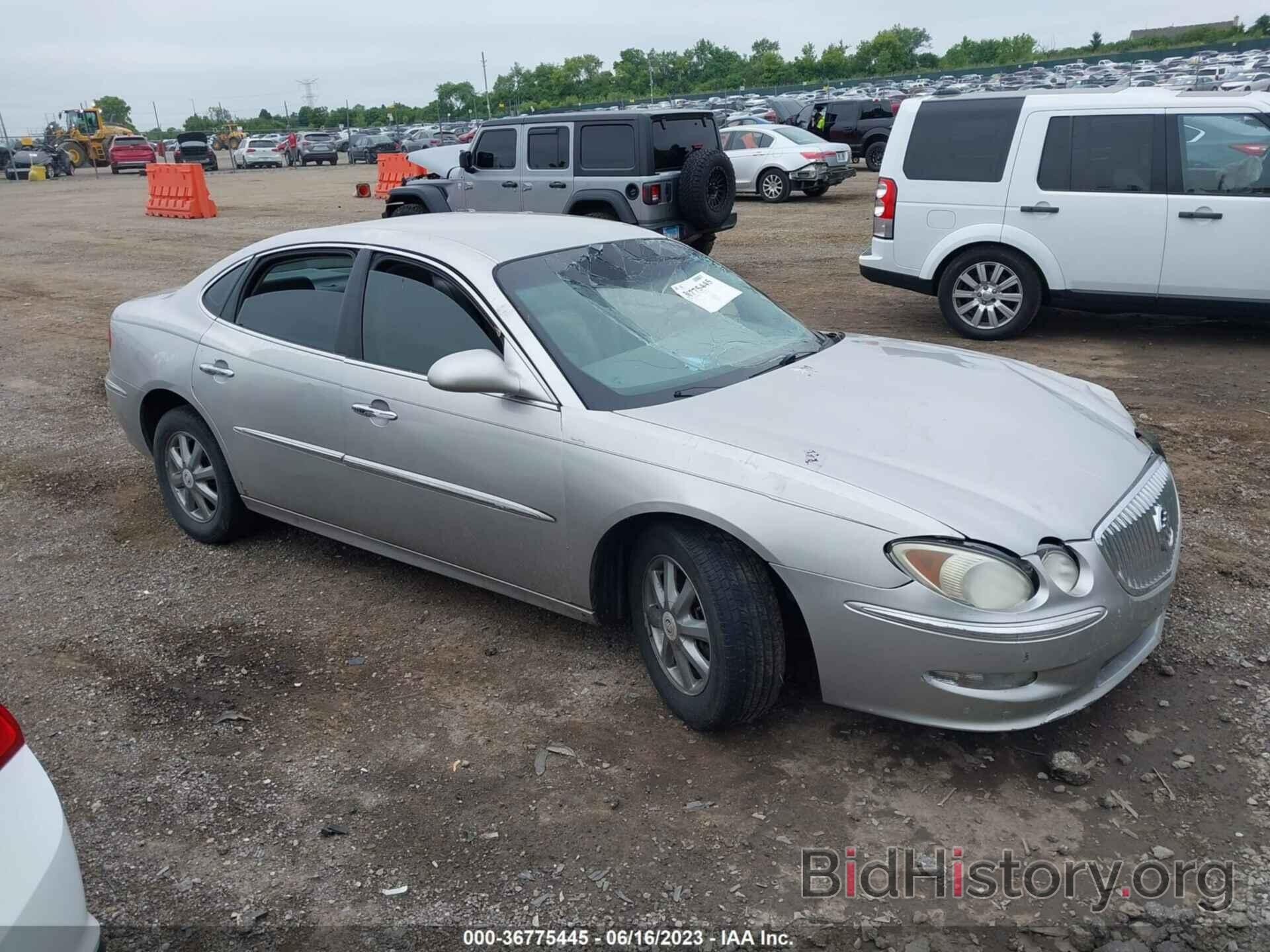 Photo 2G4WD582581200241 - BUICK LACROSSE 2008