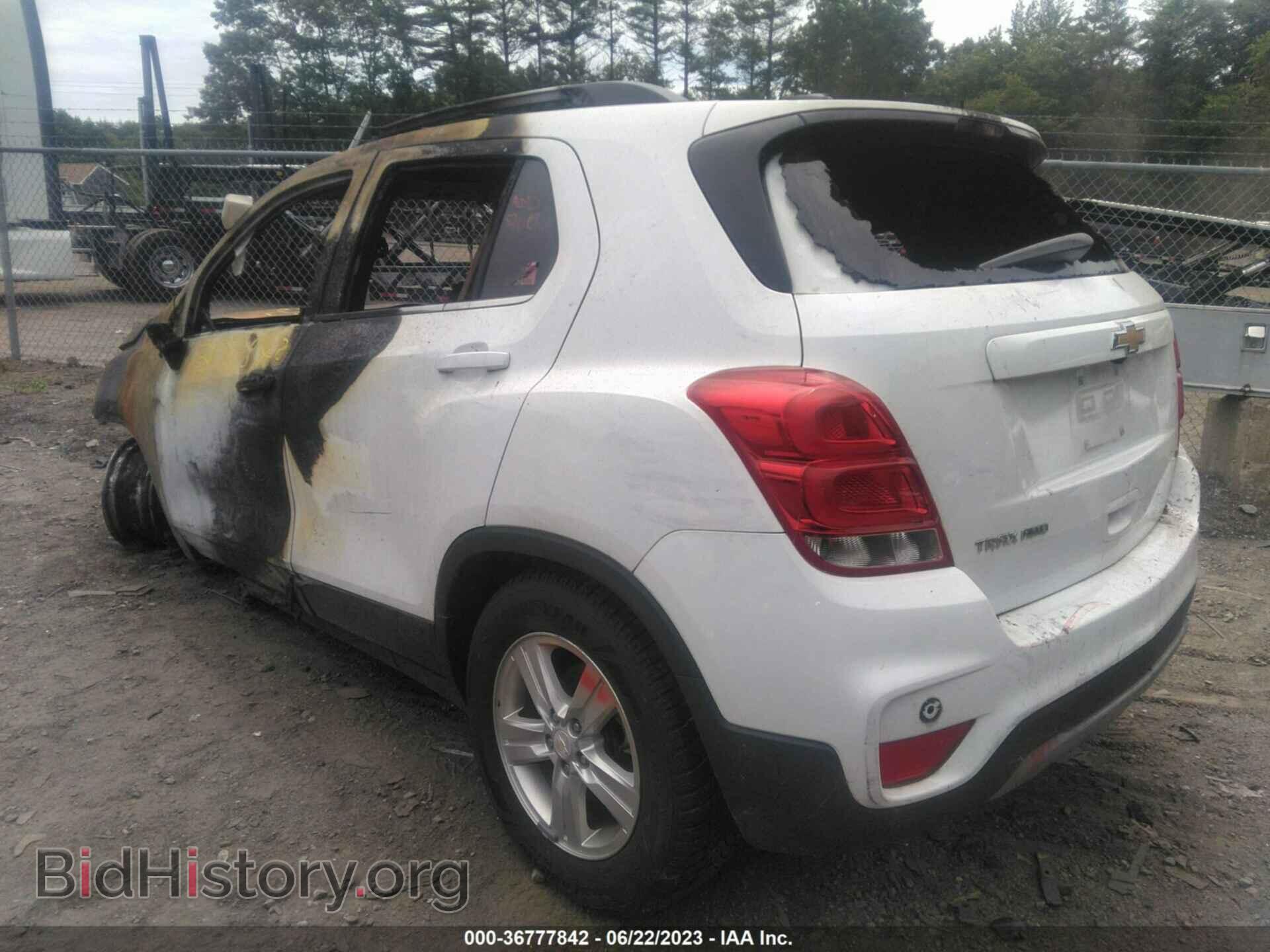2019 CHEVROLET TRAX - VIN: 3GNCJPSB3KL224085 - Photo 3