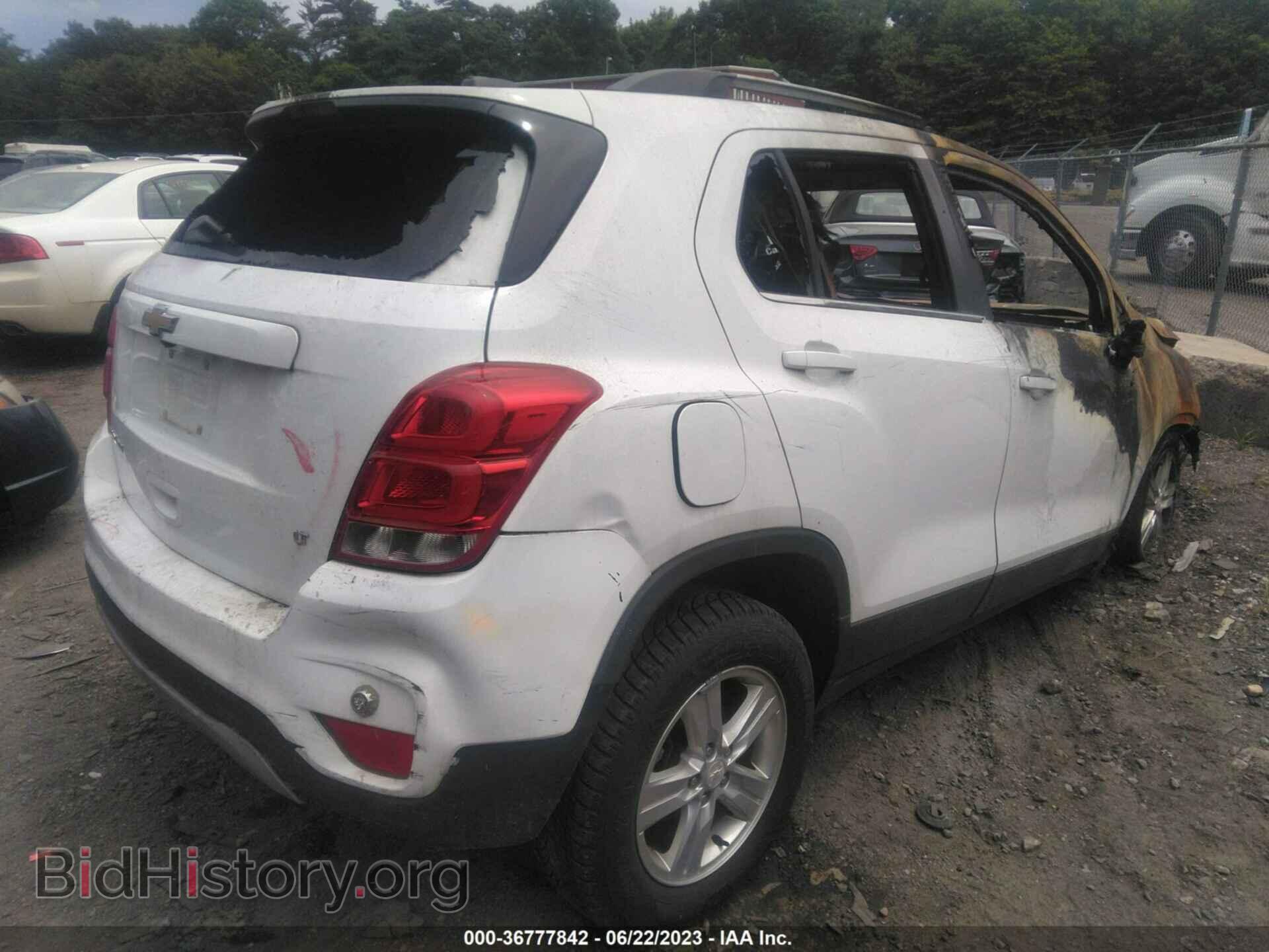 2019 CHEVROLET TRAX - VIN: 3GNCJPSB3KL224085 - Photo 4