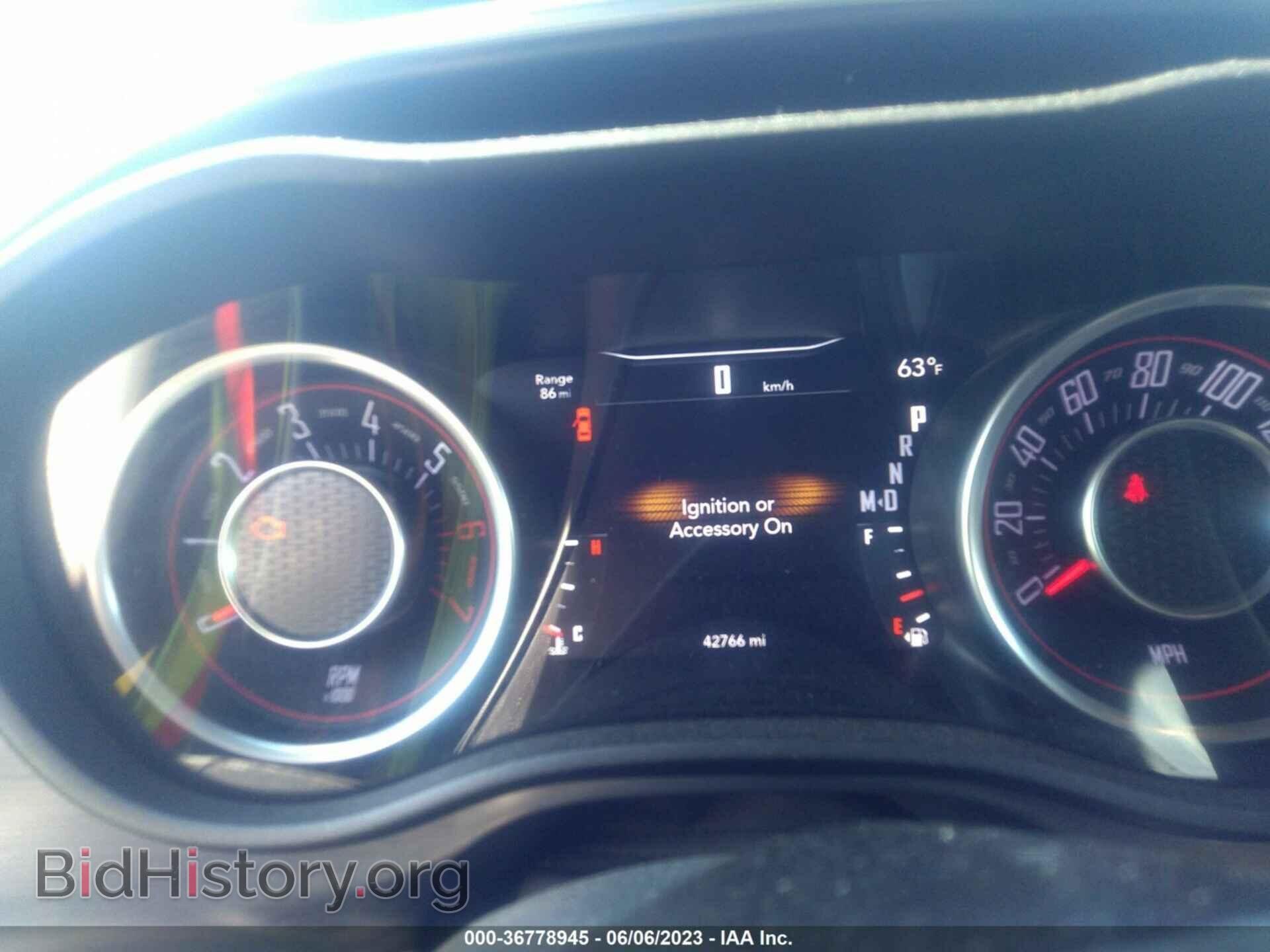 2015 DODGE CHALLENGER - VIN: 2C3CDZAT9FH861359 - Фото 7