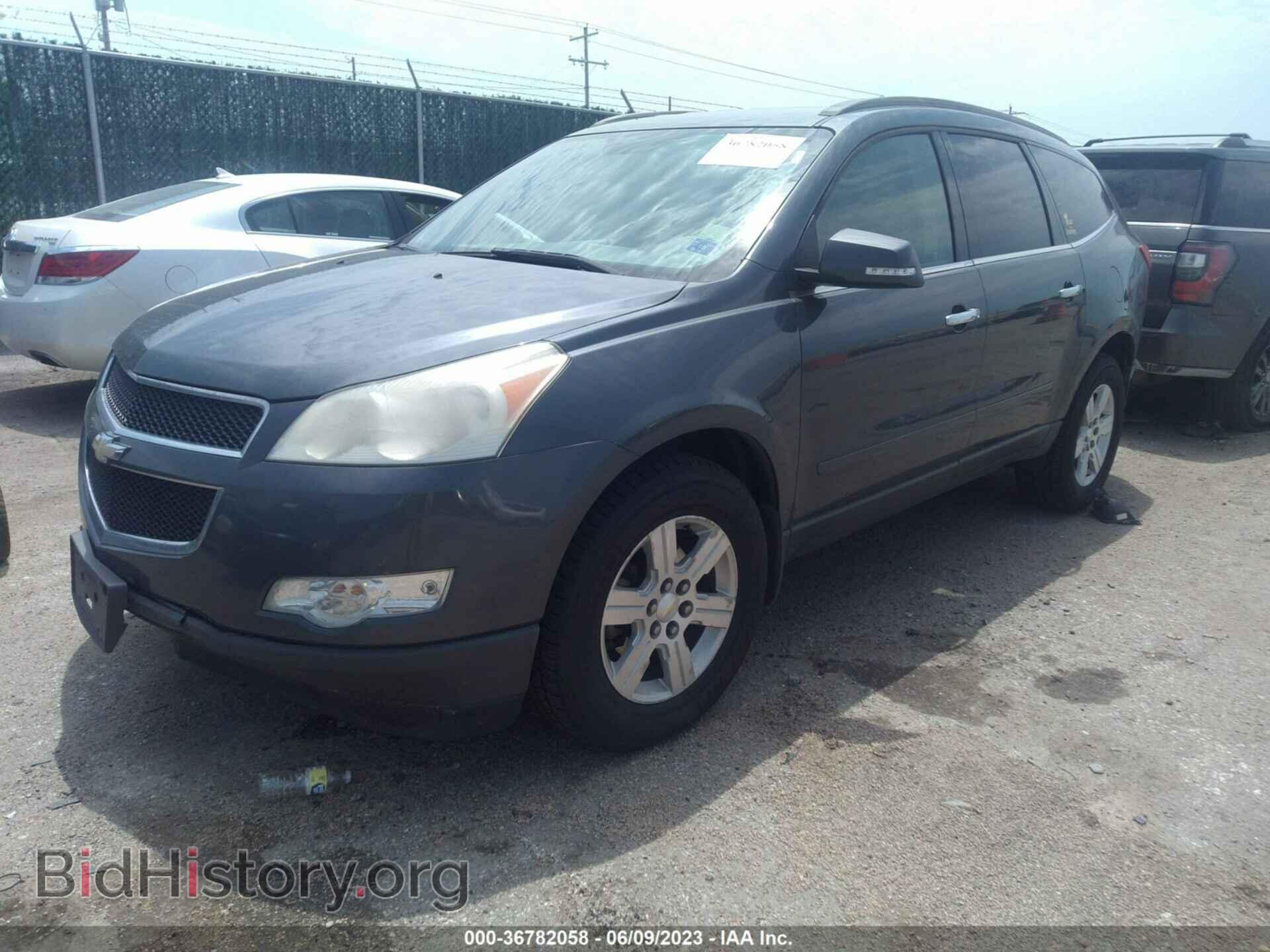 2010 CHEVROLET TRAVERSE - VIN: 1GNLVGED1AJ242575 - Фото 2