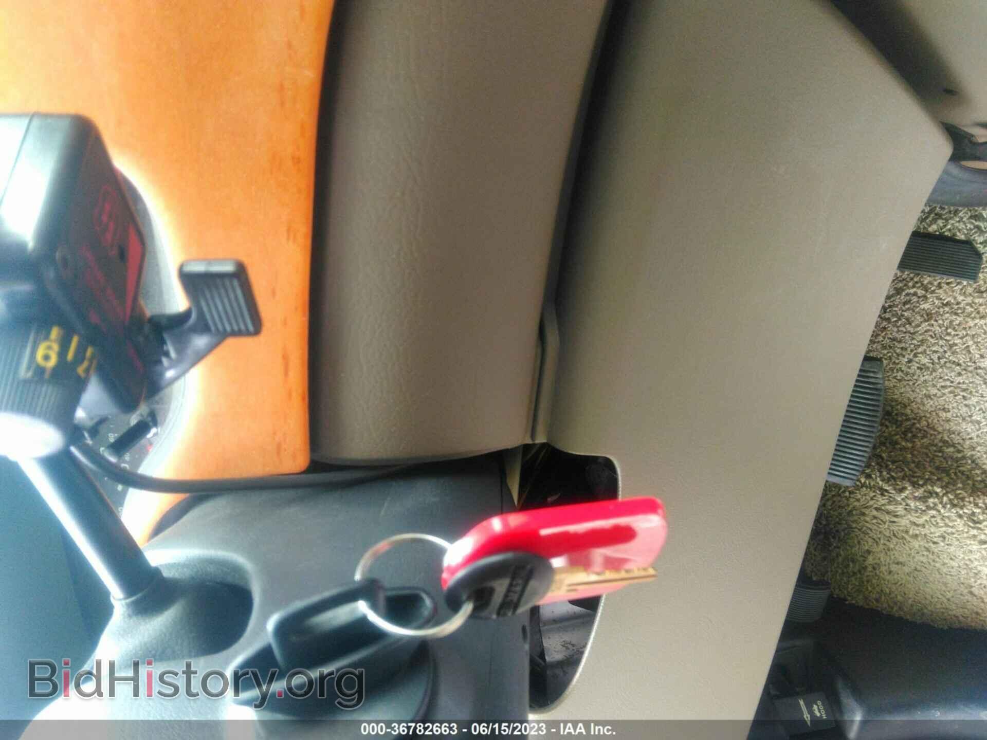 2007 FORD E-450 CUTAWAY - VIN: 1FDXE45S36DB32880 - Фото 11