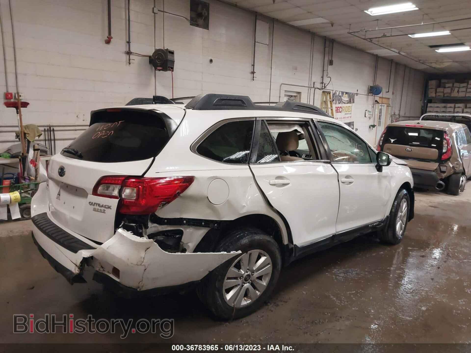 2016 SUBARU OUTBACK - VIN: 4S4BSAFC1G3217829 - Фото 4