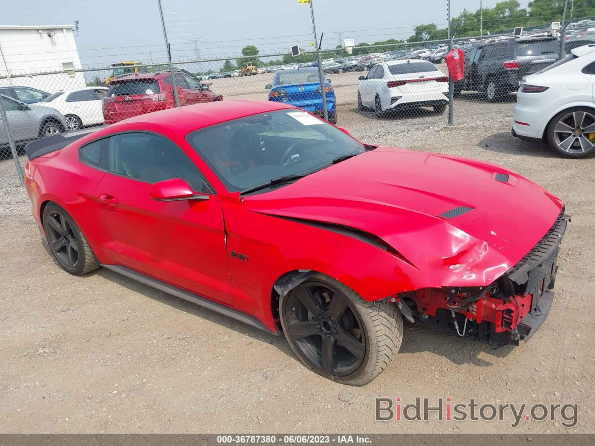 Photo 1FA6P8TH1J5185563 - FORD MUSTANG 2018