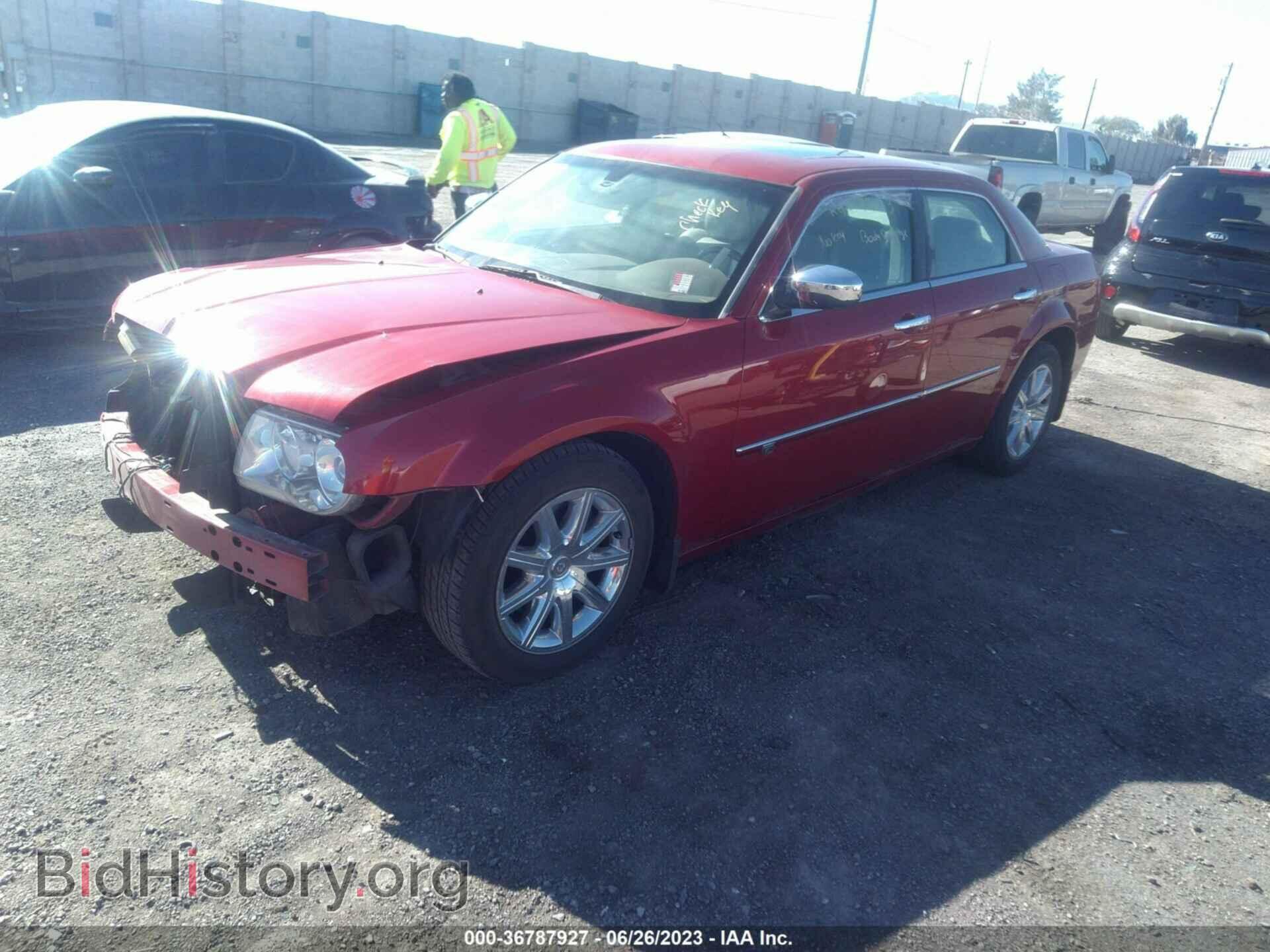 2010 CHRYSLER 300C - VIN: 2C3CA6CT8AH330912 - Фото 2