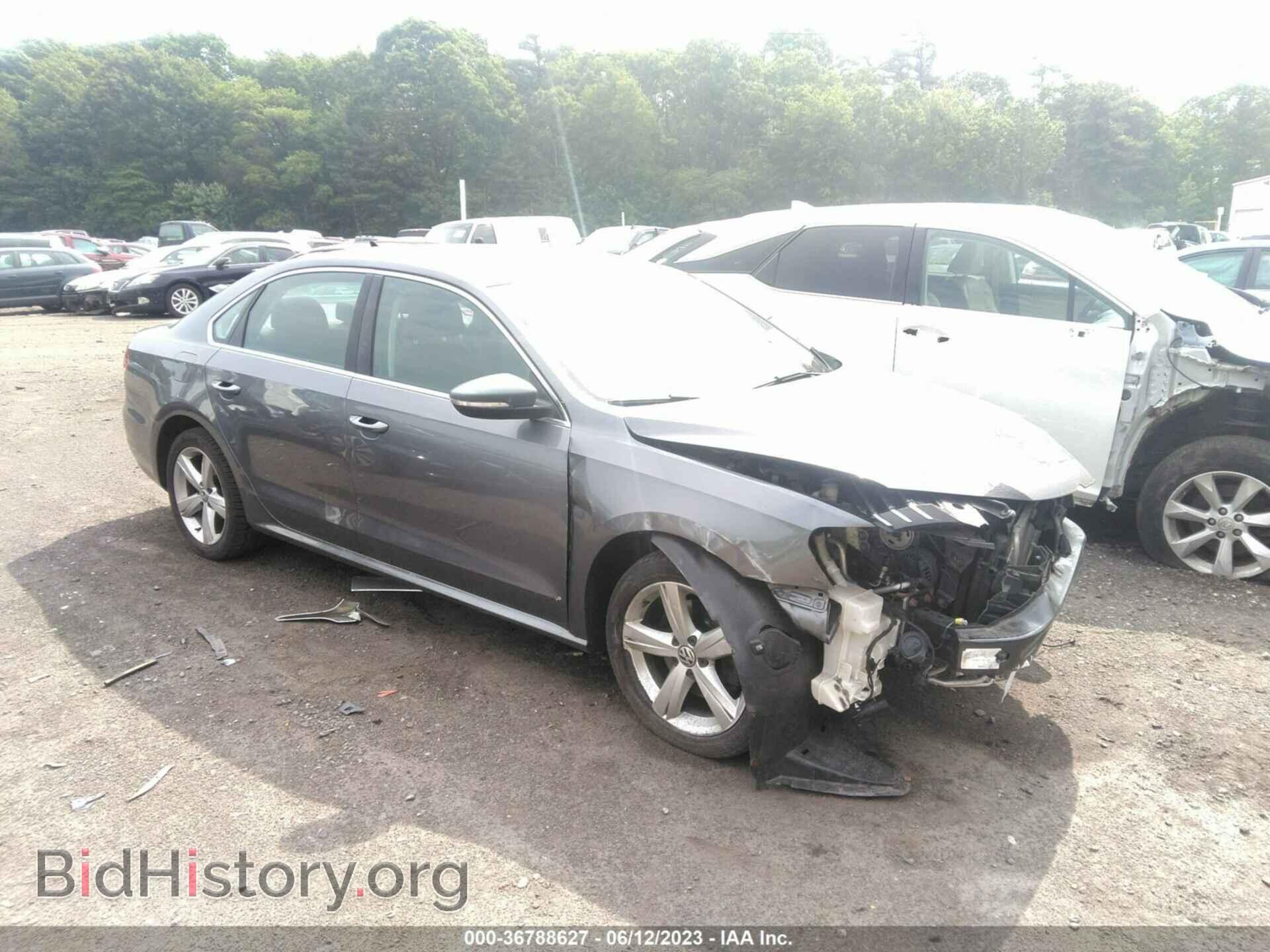 Photo 1VWBP7A32CC072467 - VOLKSWAGEN PASSAT 2012