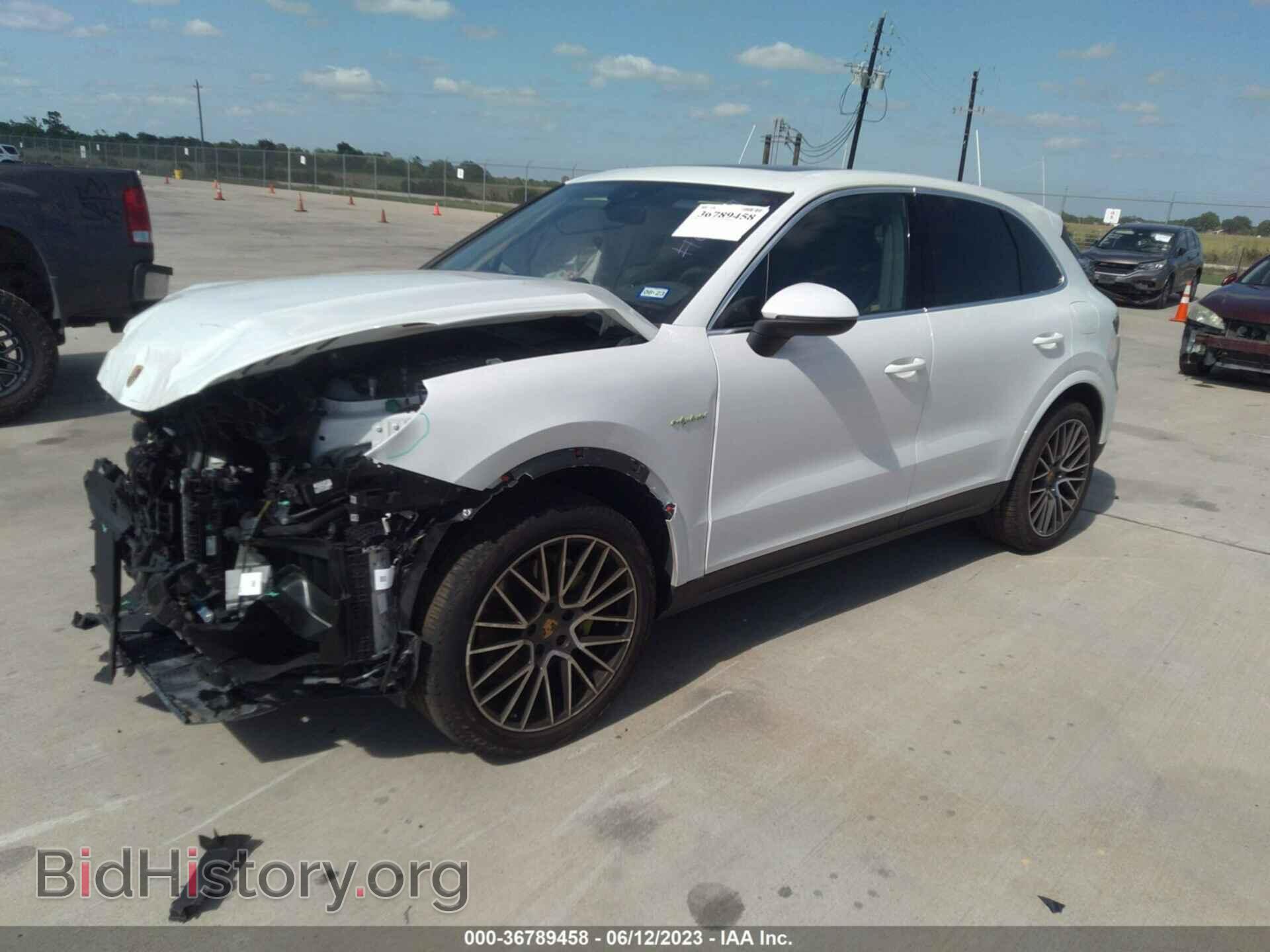 2021 PORSCHE CAYENNE - VIN: WP1AE2AY5MDA24197 - Фото 2