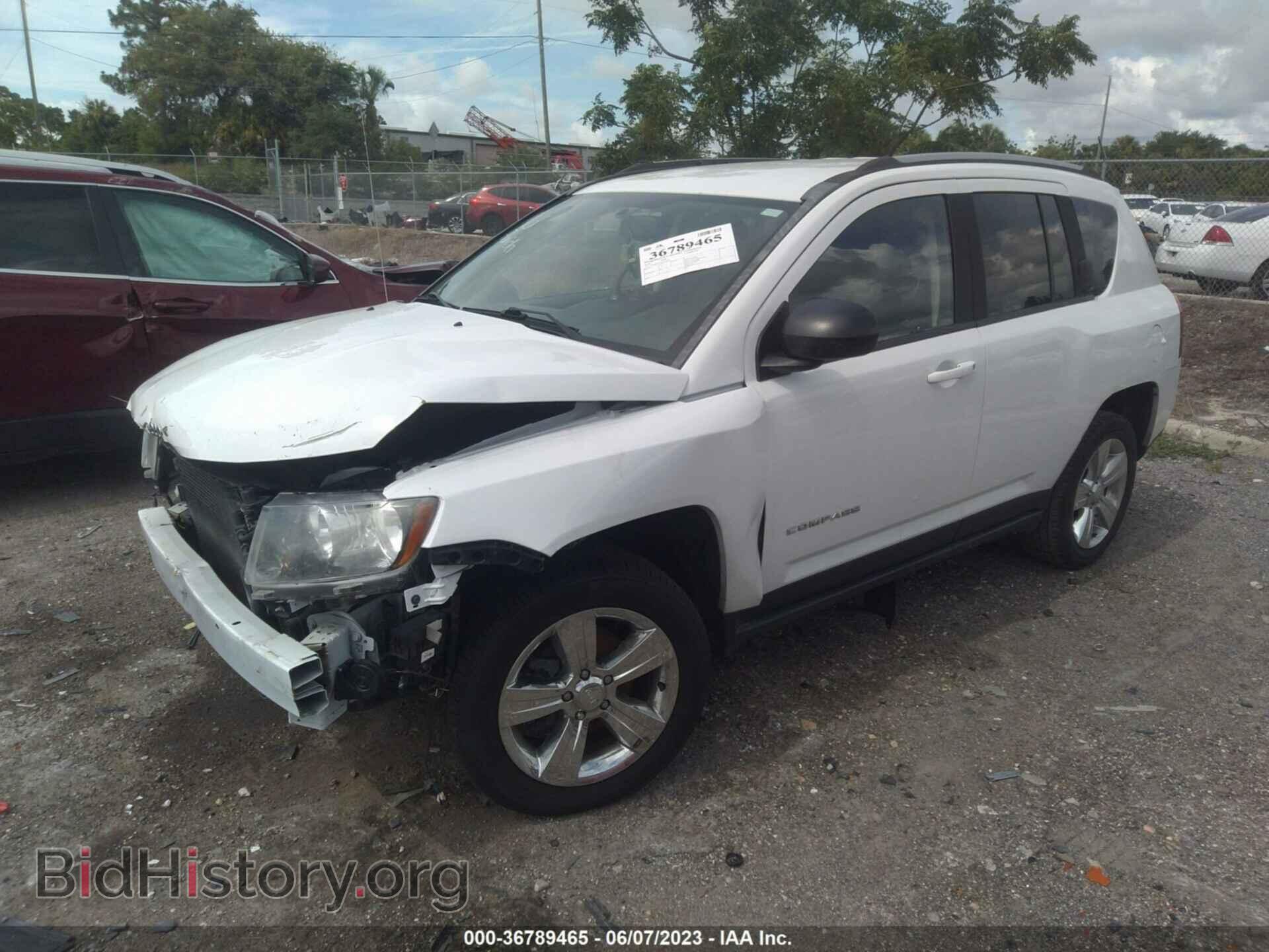 2016 JEEP COMPASS - VIN: 1C4NJCBA6GD615648 - Фото 2