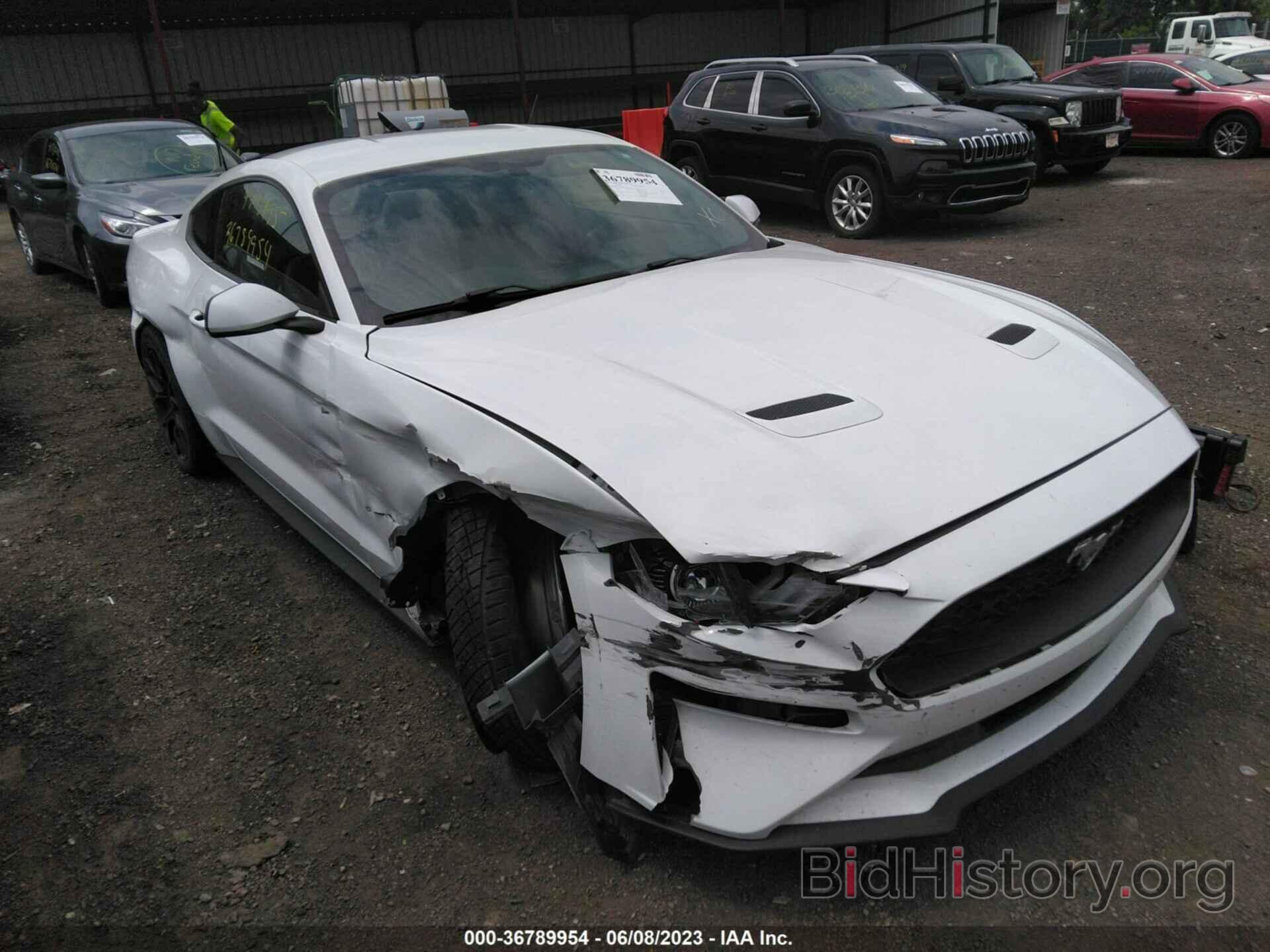 Photo 1FA6P8TH5J5159239 - FORD MUSTANG 2018