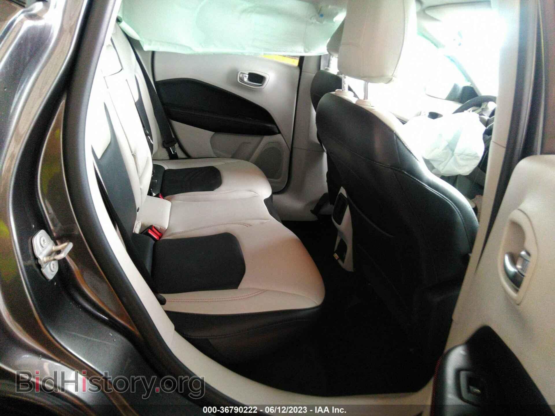 2018 JEEP COMPASS - VIN: 3C4NJCCB0JT358267 - Фото 8