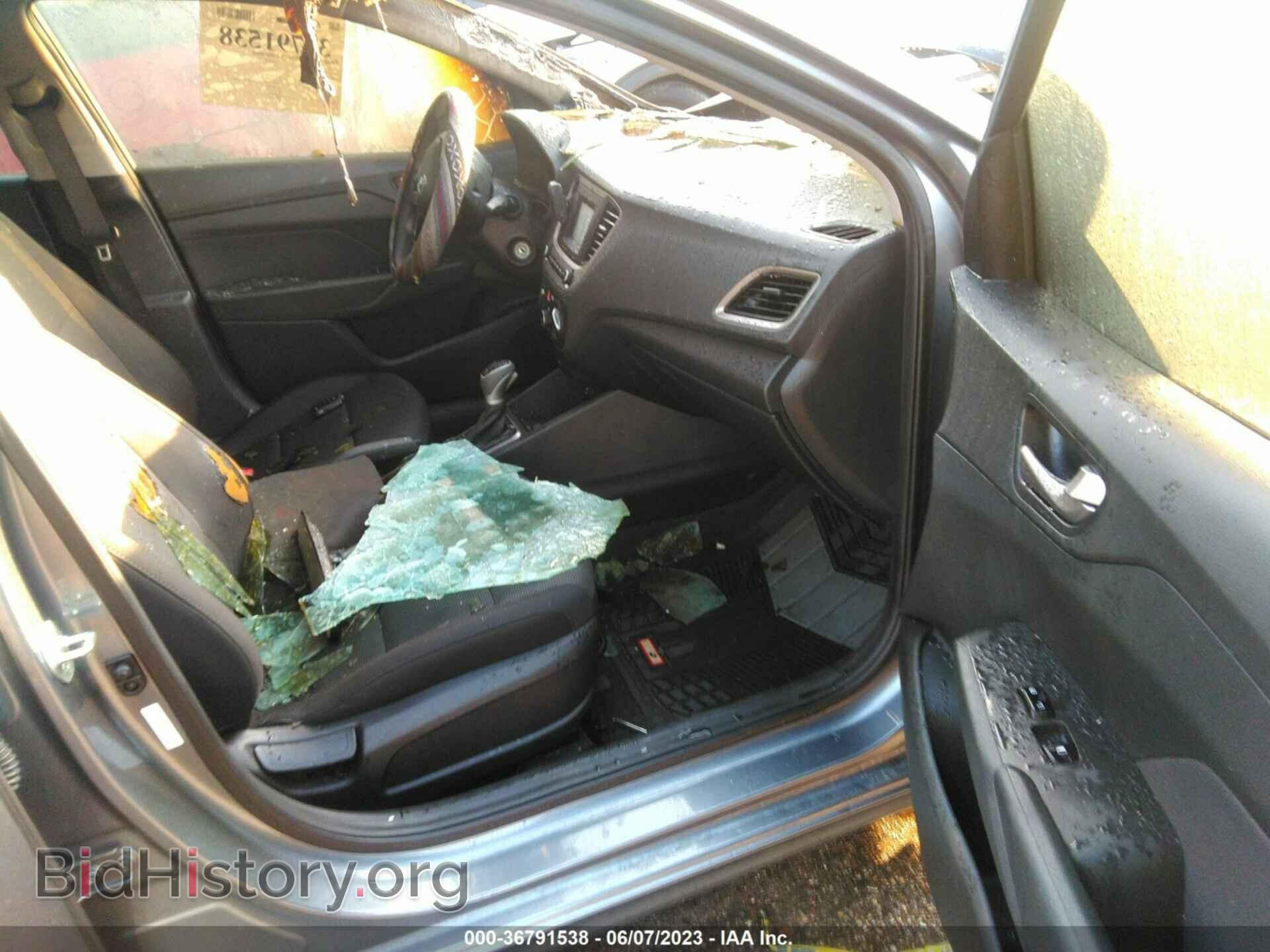 2019 HYUNDAI ACCENT - VIN: 3KPC24A38KE041056 - Фото 5