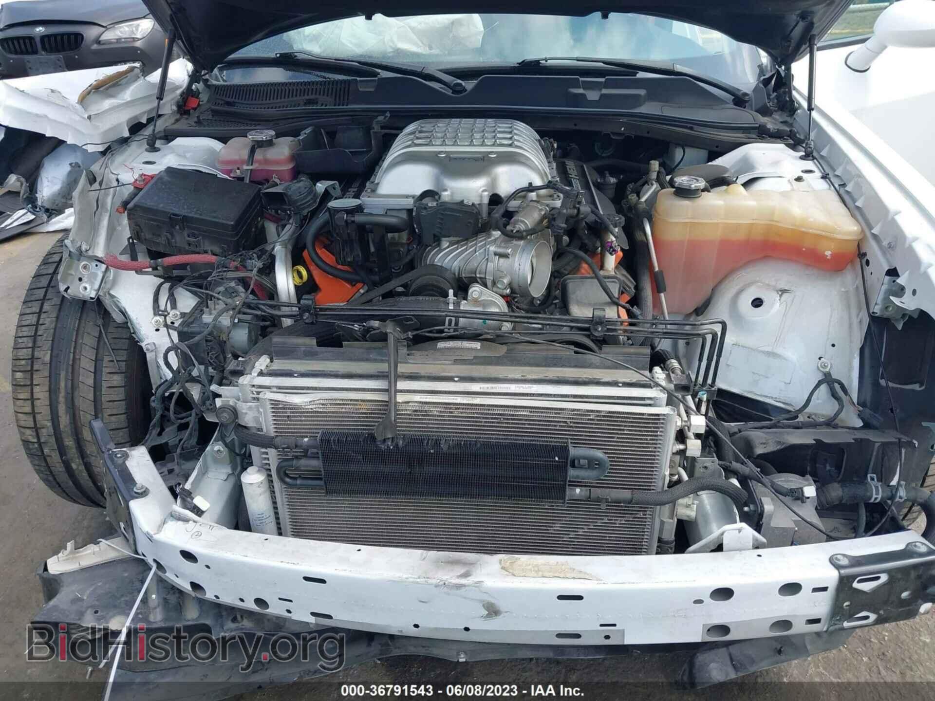2016 DODGE CHALLENGER - VIN: 2C3CDZC94GH270875 - Фото 10
