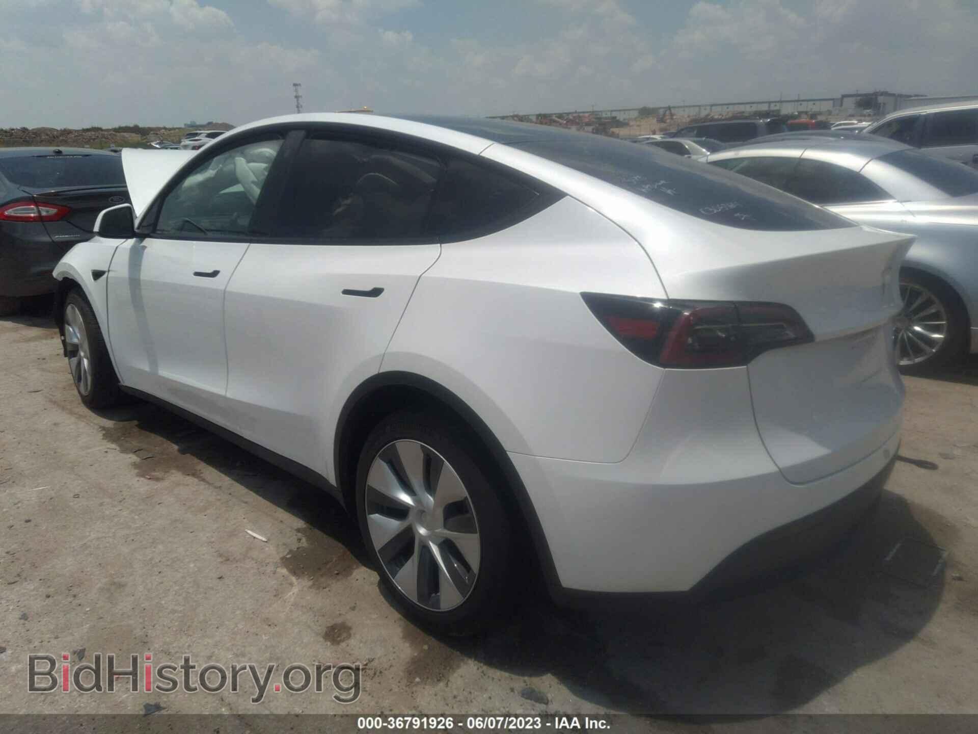 2023 TESLA MODEL Y - VIN: 7SAYGAEE4PF616159 - Photo 3