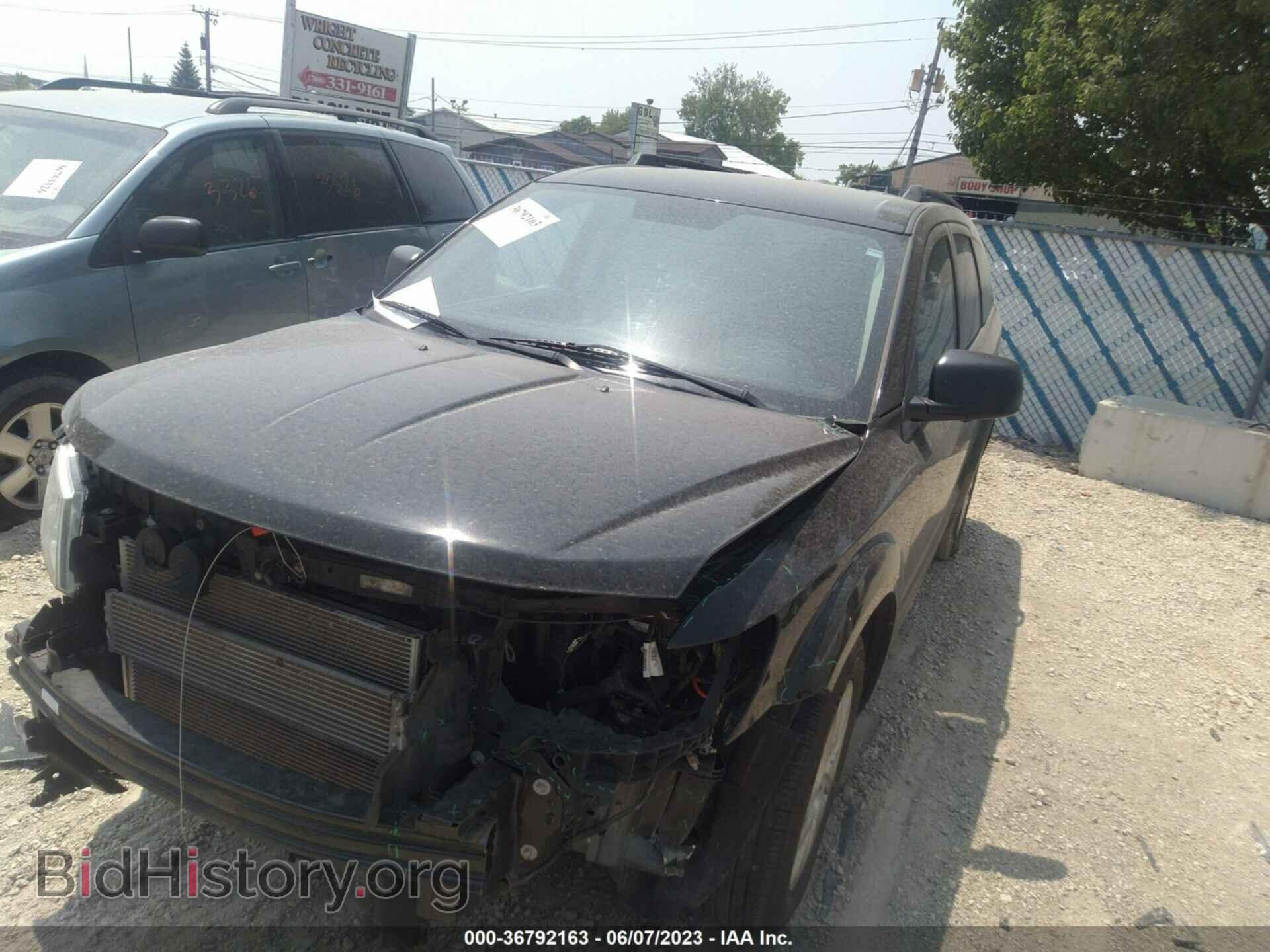 2018 DODGE JOURNEY - VIN: 3C4PDCAB0JT236110 - Фото 2