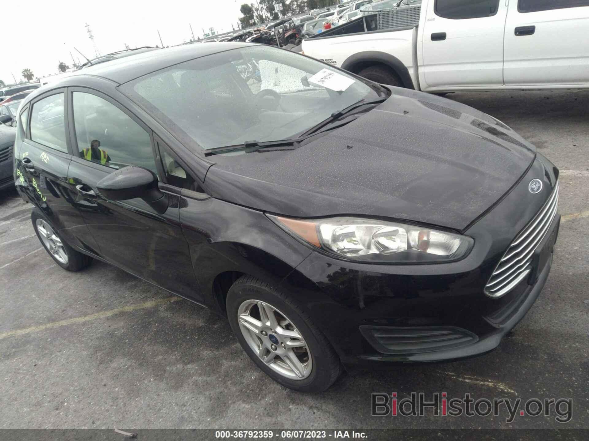 Photo 3FADP4EJ8JM144258 - FORD FIESTA 2018