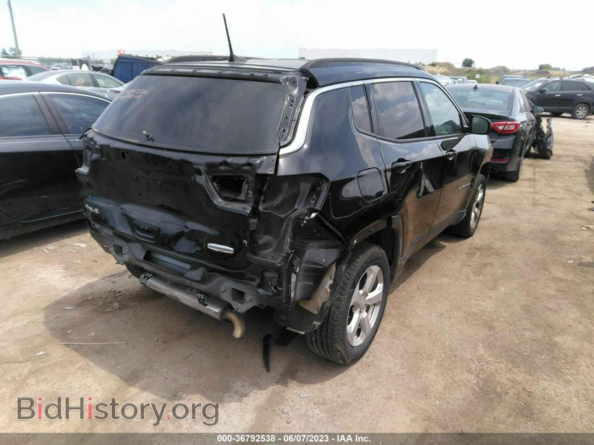 2018 JEEP COMPASS - VIN: 3C4NJDBBXJT115573 - Фото 4