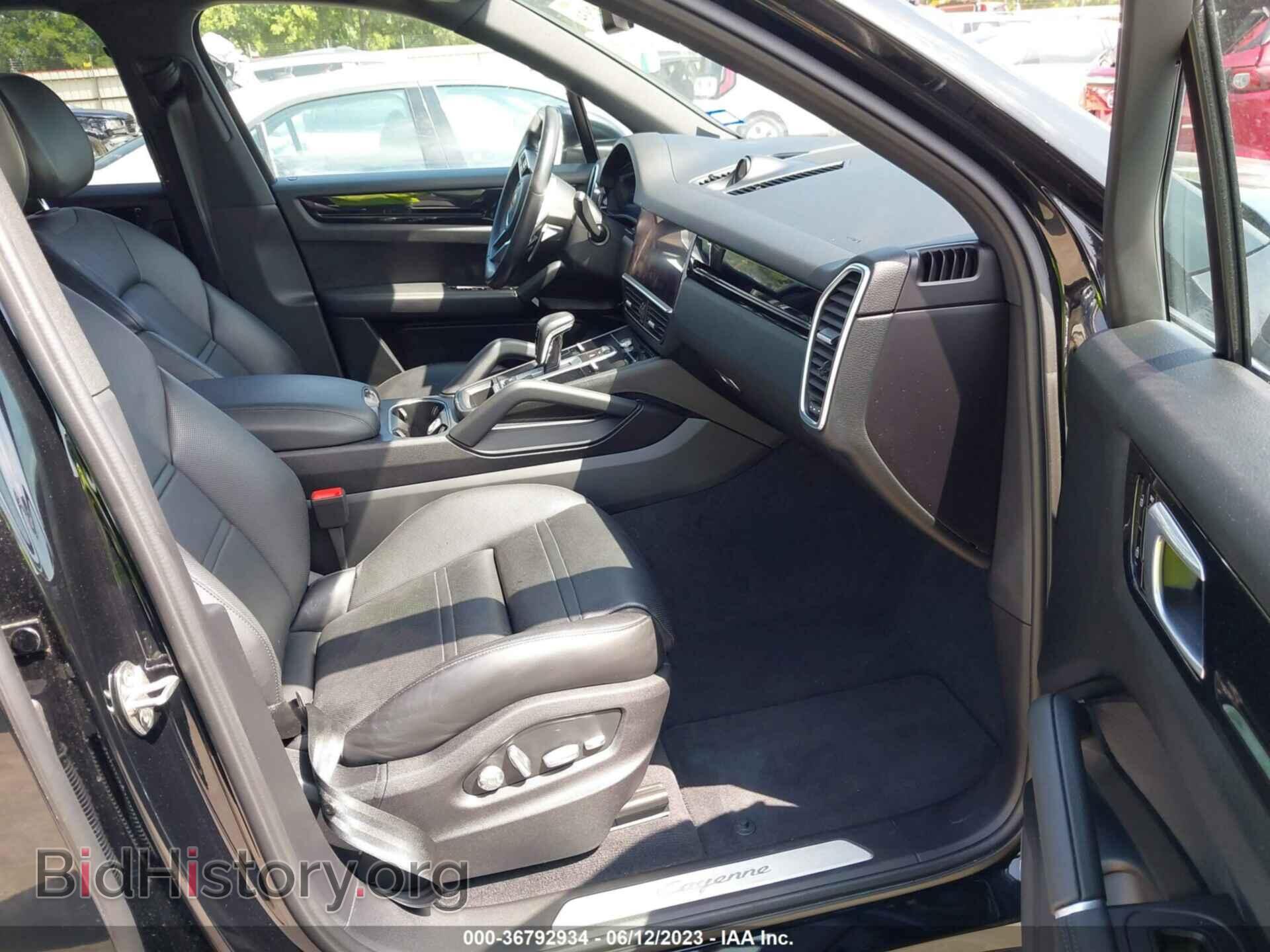2020 PORSCHE CAYENNE - VIN: WP1AA2AY1LDA09142 - Photo 5