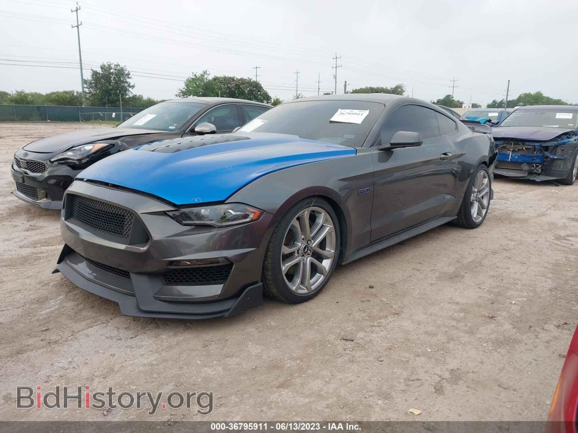2019 FORD MUSTANG - VIN: 1FA6P8CF4K5201741 - Фото 2