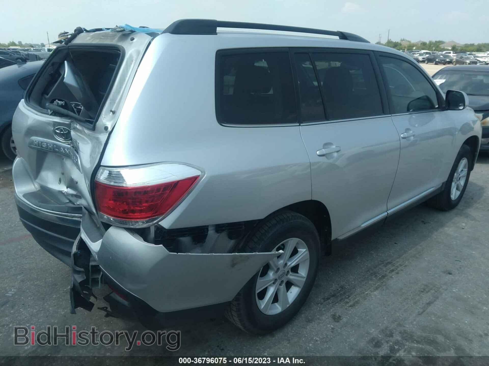 2011 TOYOTA HIGHLANDER - VIN: 5TDZK3EH8BS048959 - Фото 4