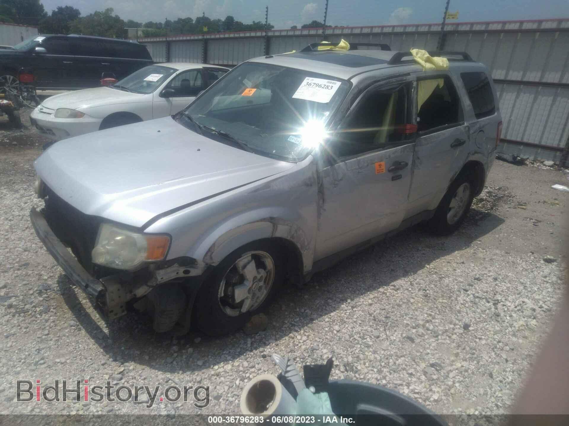 2009 FORD ESCAPE - VIN: 1FMCU03779KA43337 - Фото 2