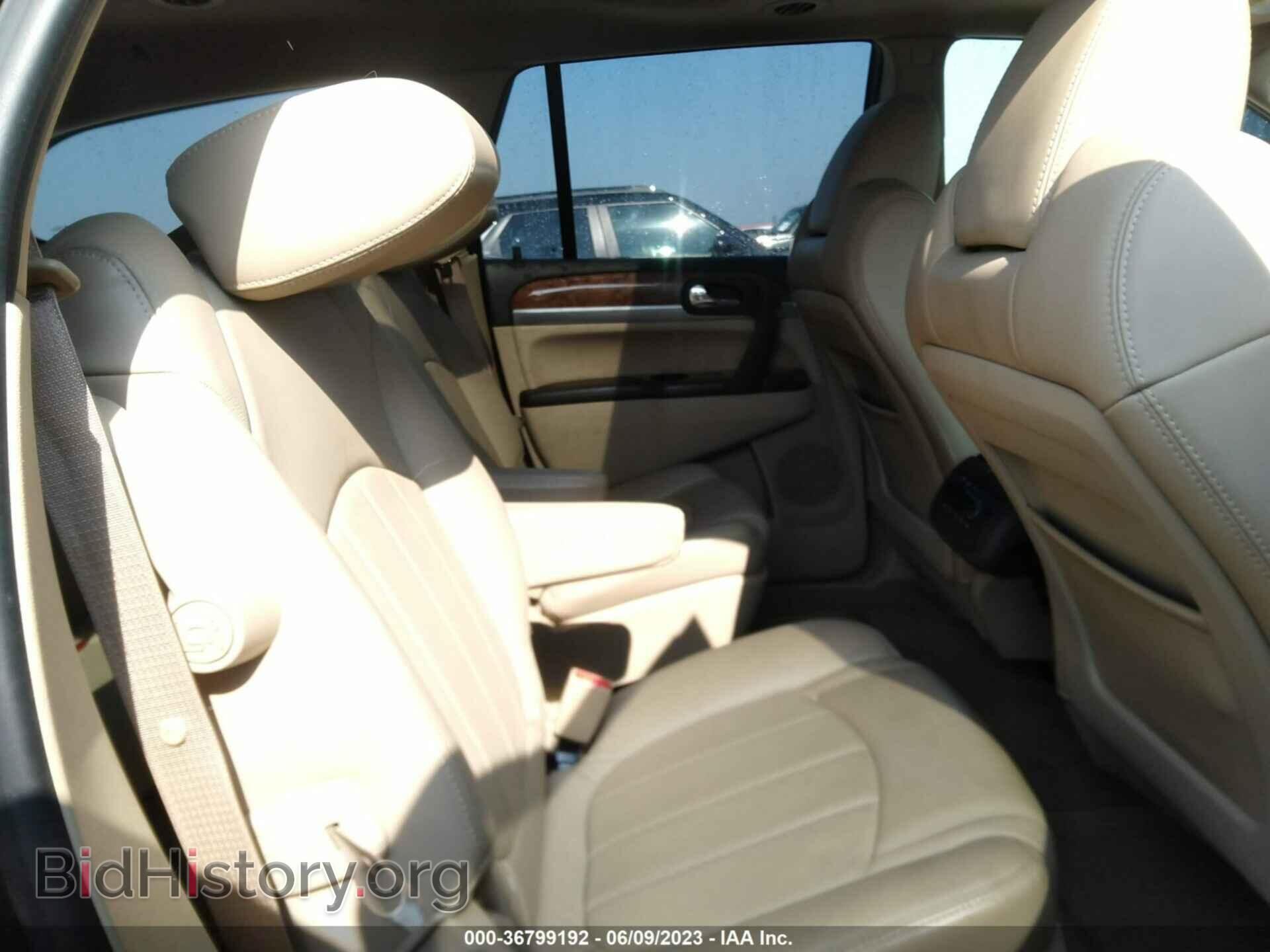 2011 BUICK ENCLAVE - VIN: 5GAKRCED1BJ134655 - Фото 8