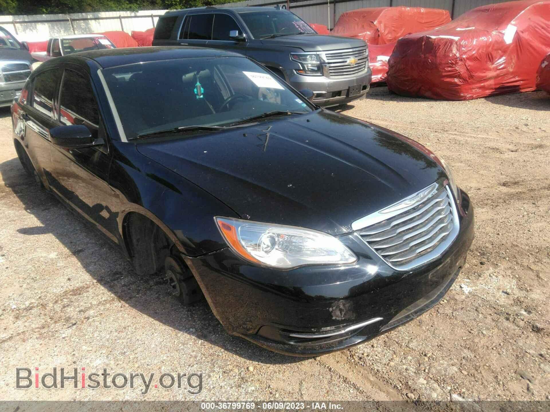 Photo 1C3BC1FB1BN603208 - CHRYSLER 200 2011
