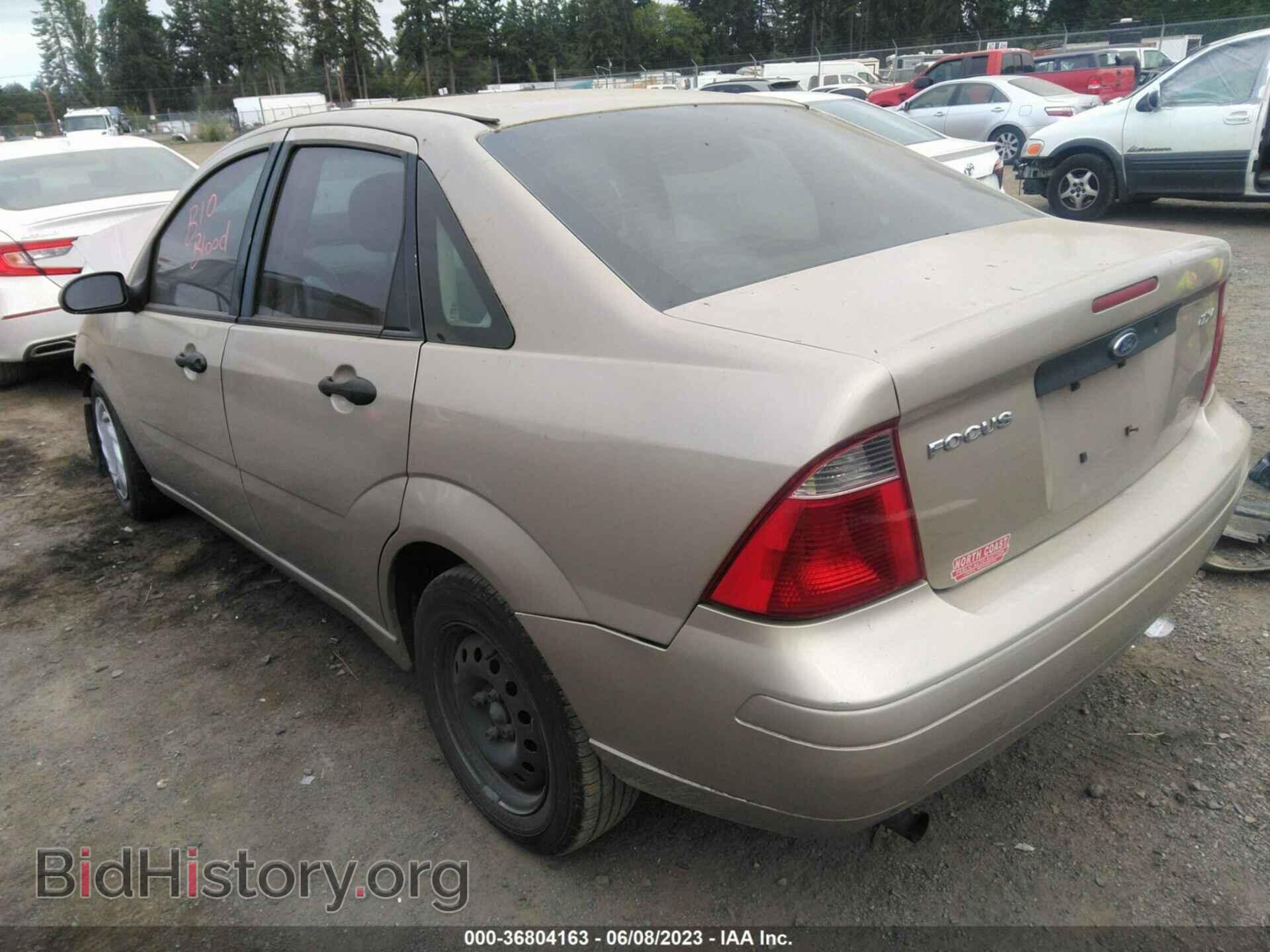 2006 FORD FOCUS - VIN: 1FAFP34N16W109754 - Фото 3