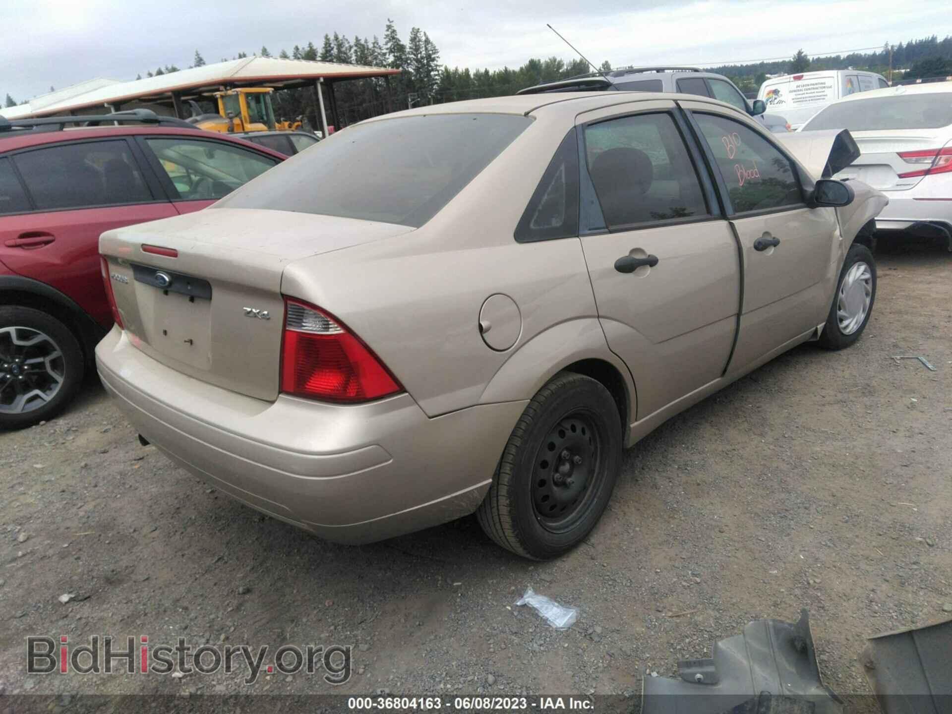 2006 FORD FOCUS - VIN: 1FAFP34N16W109754 - Фото 4