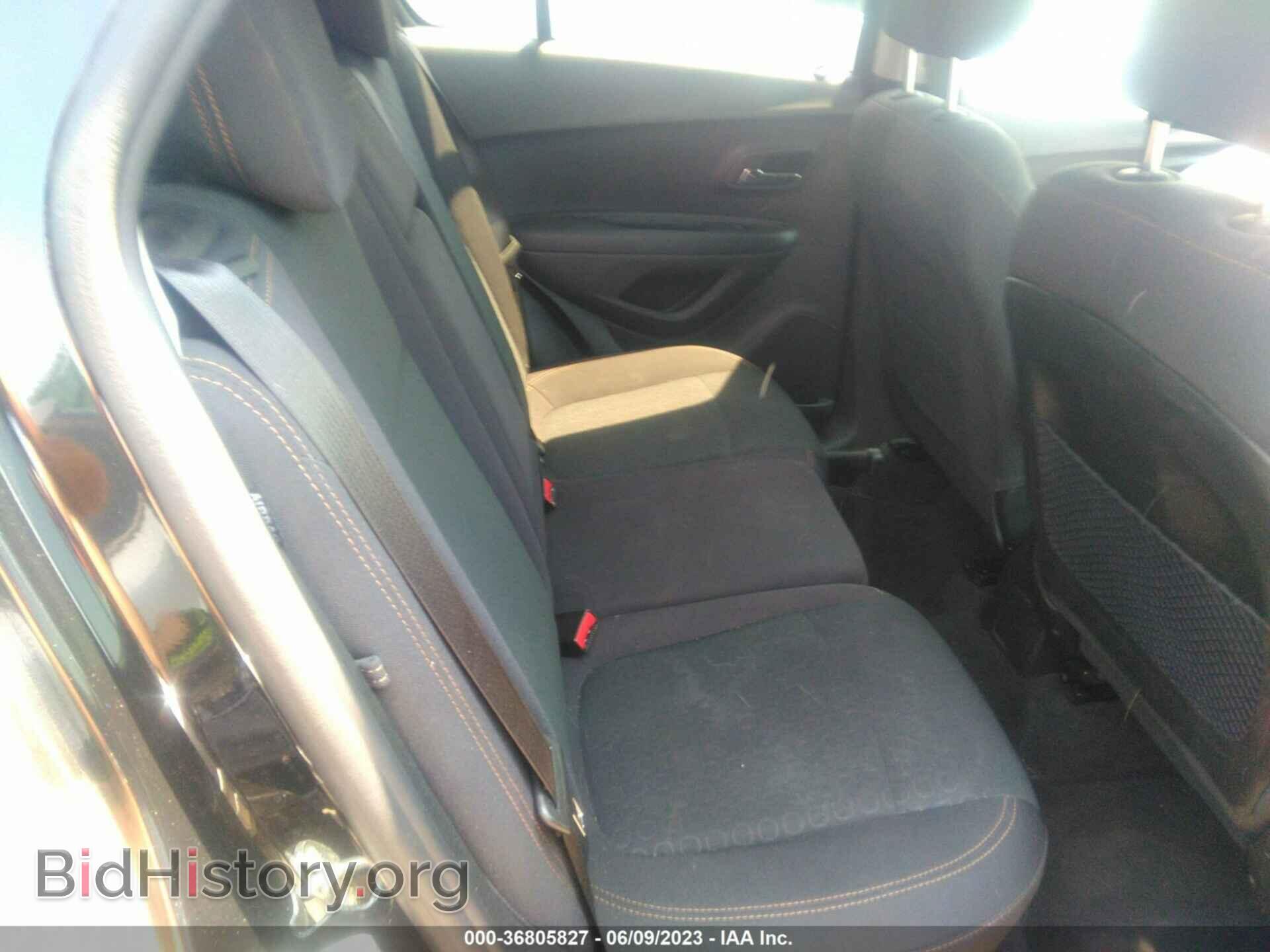 2019 CHEVROLET TRAX - VIN: 3GNCJKSB3KL374605 - Фото 8