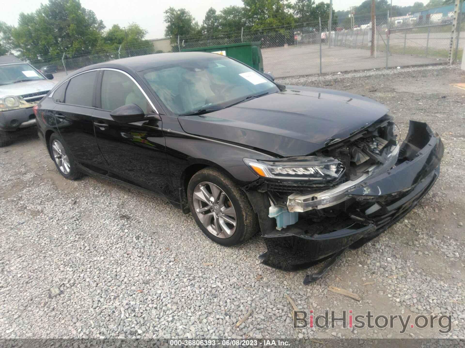 Photo 1HGCV1F16JA014146 - HONDA ACCORD SEDAN 2018