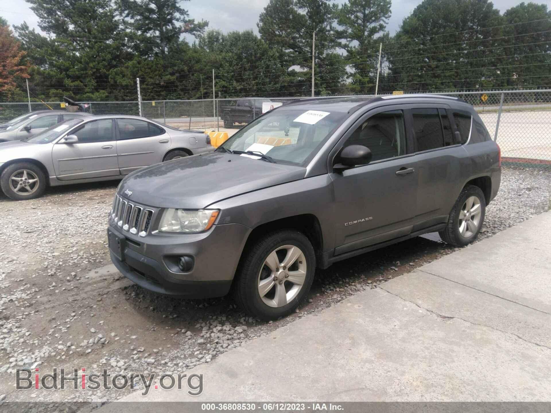 2011 JEEP COMPASS - VIN: 1J4NT1FB6BD213939 - Фото 2