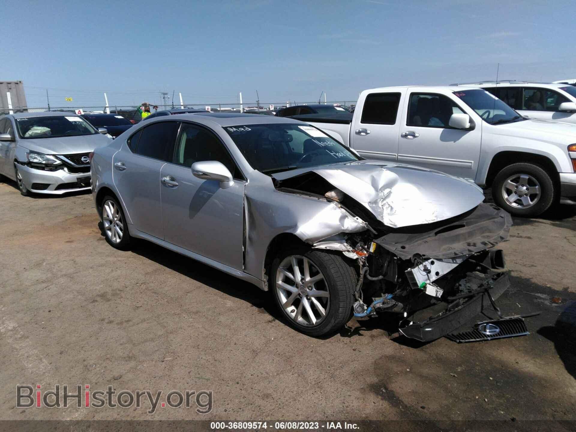 Photo JTHCF5C21C5060381 - LEXUS IS 250 2012