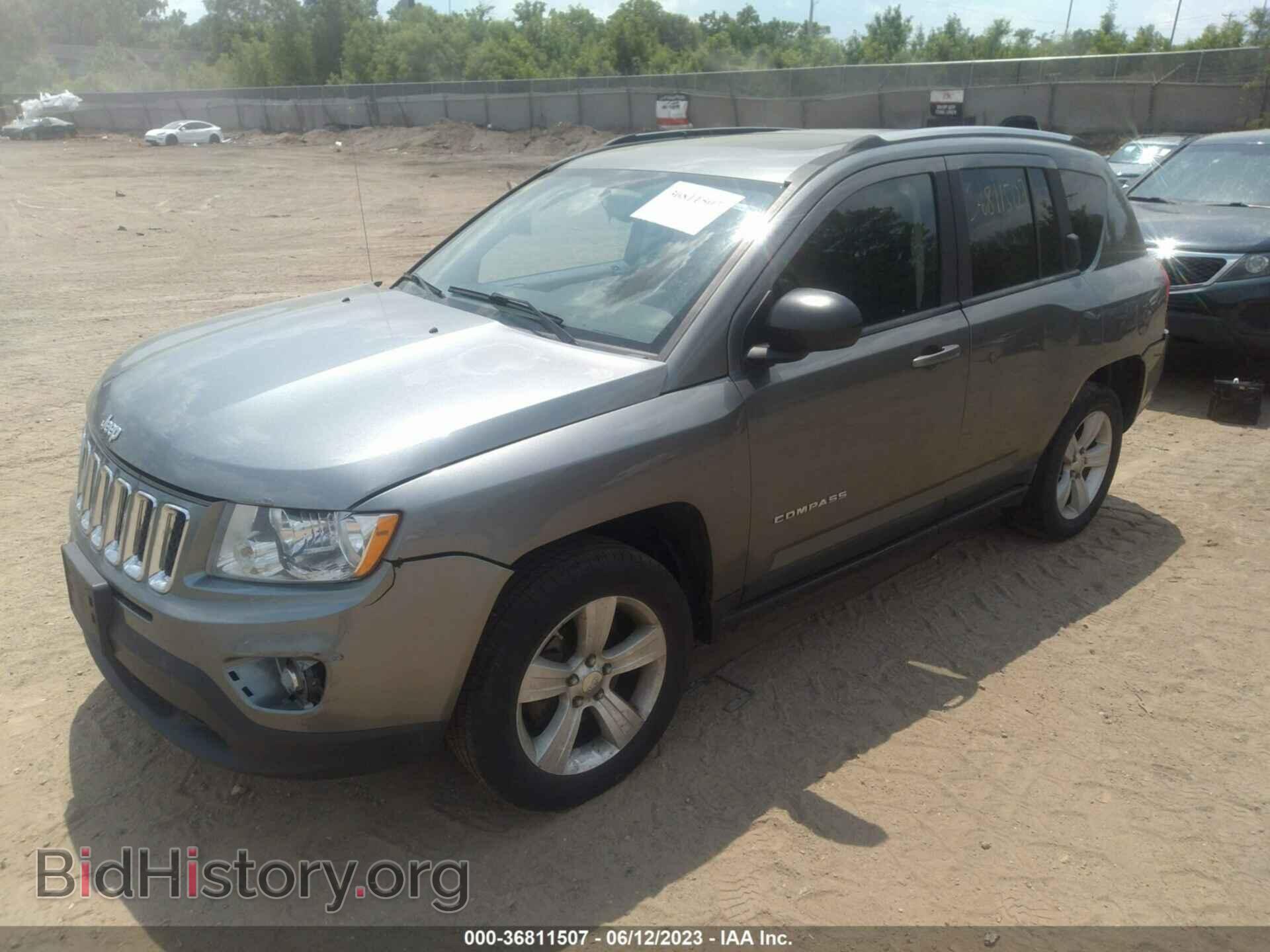 2011 JEEP COMPASS - VIN: 1J4NT1FB3BD224851 - Photo 2