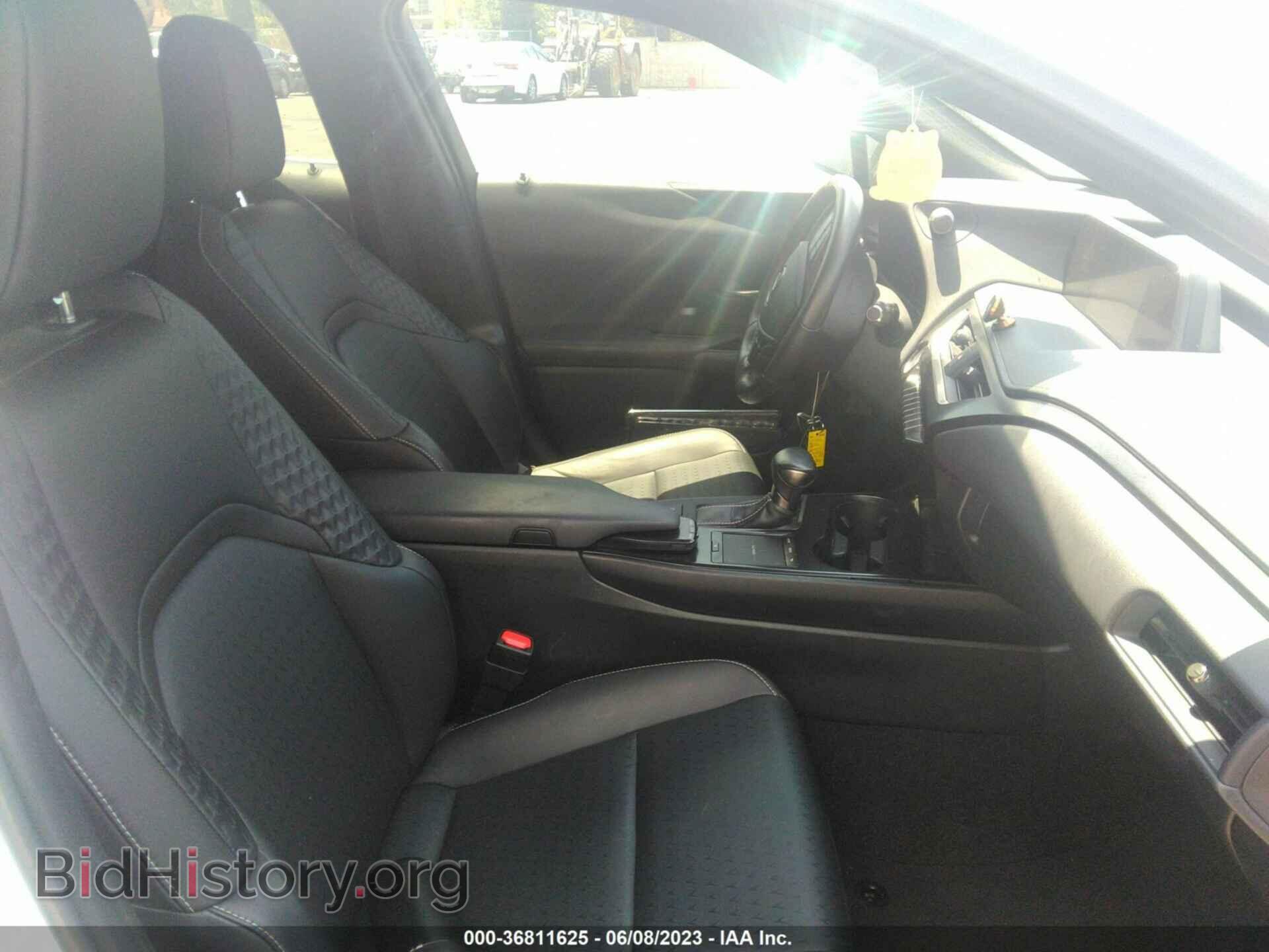 2019 LEXUS UX - VIN: JTHY3JBH9K2015251 - Photo 5