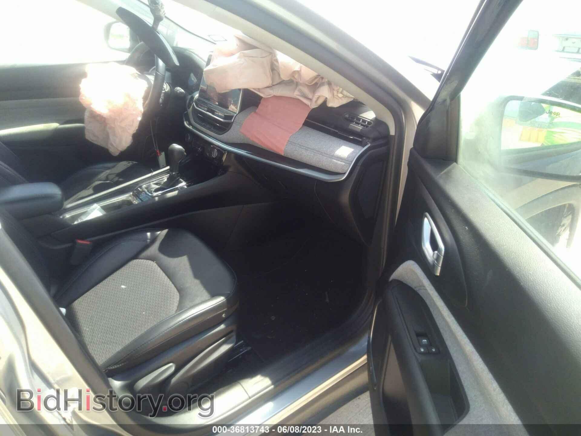 2022 JEEP COMPASS - VIN: 3C4NJCBB3NT106570 - Фото 5